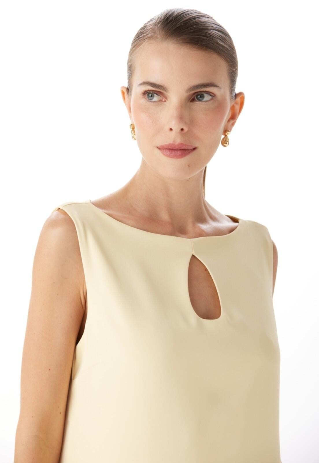 Vista principal Vestido Curto Sem Mangas Traymon Manteiga - XGG Traymon amarelo