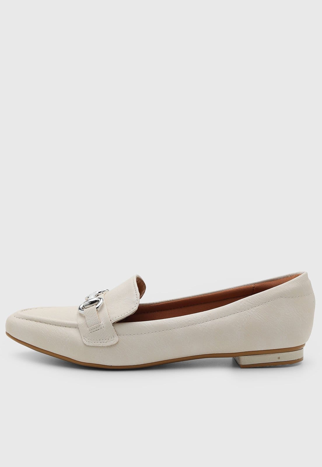 Mocassim Feminino Vizzano Ponta Levemente Afinada Detalhe Metálico Off-White
