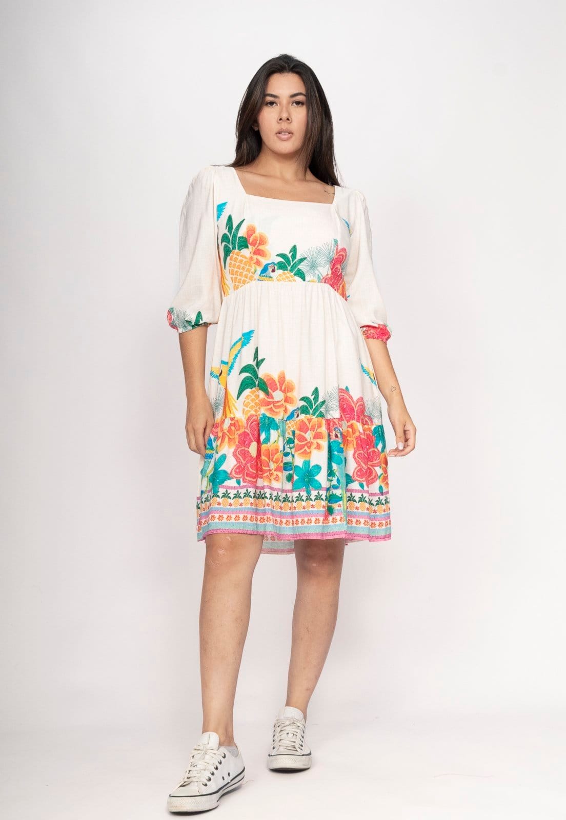 Vestido CabanaFree Curto Manga 3/4 Estampa Raízes em Festa