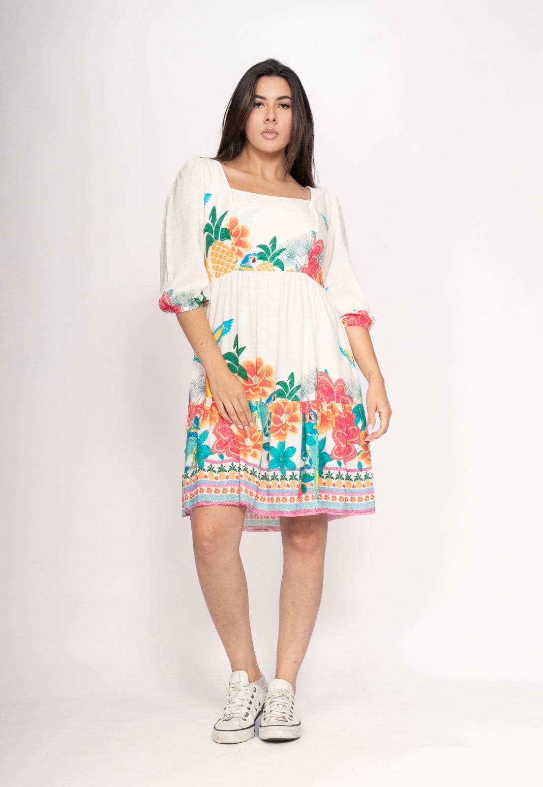 Vista 2 Vestido CabanaFree Curto Manga 3/4 Estampa Raízes em Festa Cabanafree estampado