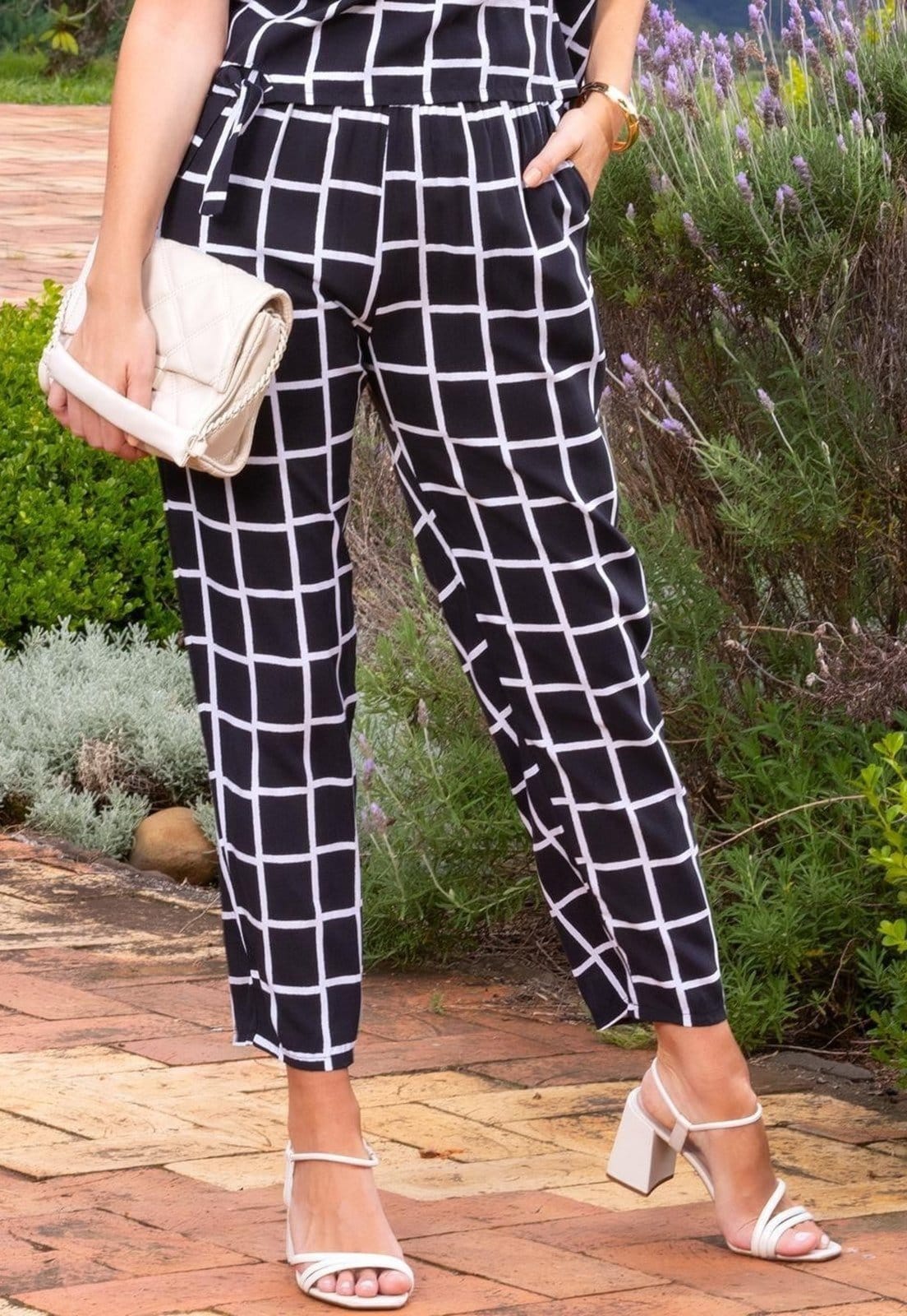 Calça Em Viscose Plana