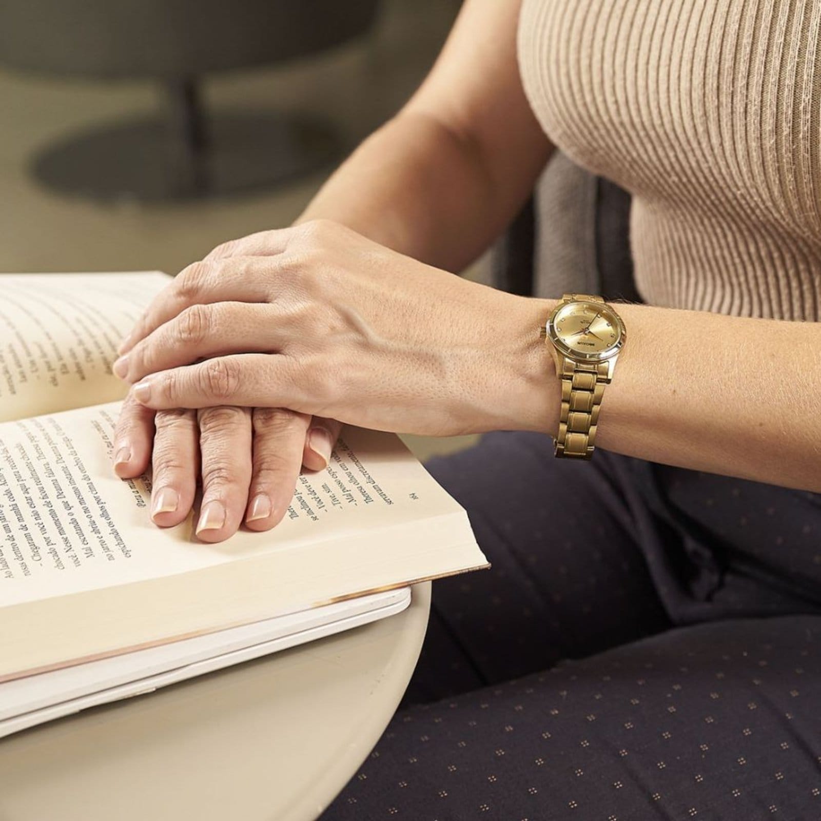 Vista 2 Relógio Feminino Clássico Aço Seculus dourado