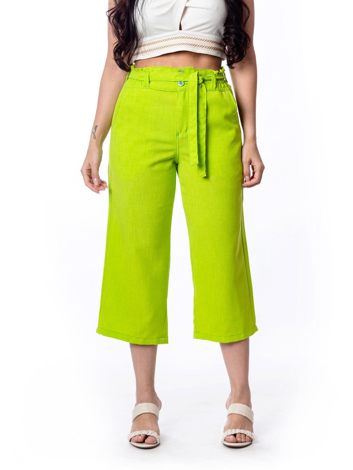 Vista 2 Bermuda Pantacourt Restrito Jeans Cós com Laxtex - VERDE LIMA Restrito Jeans preto verde