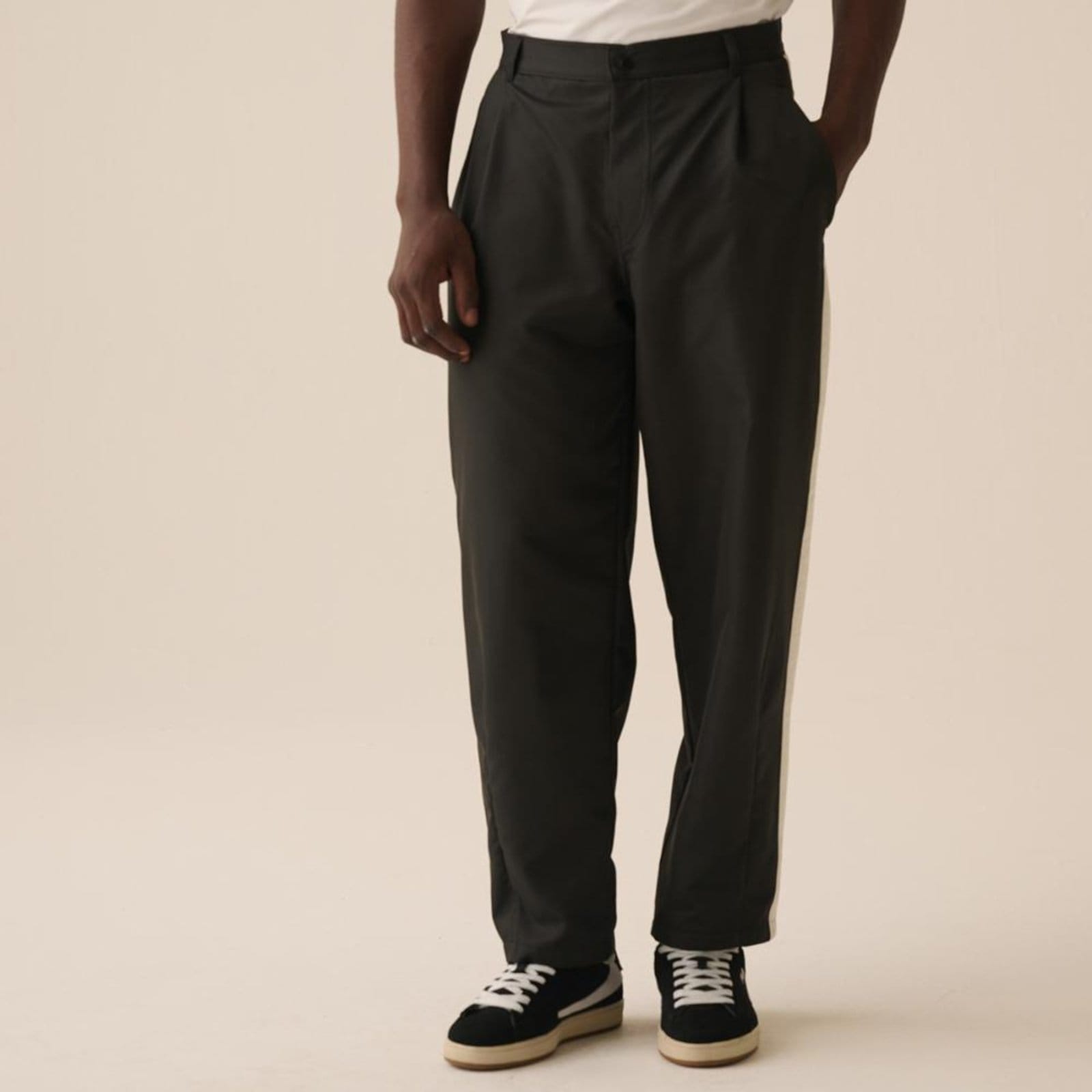 Vista 2 Calça Fila Comfort Motor Sport Masculina Fila incolor