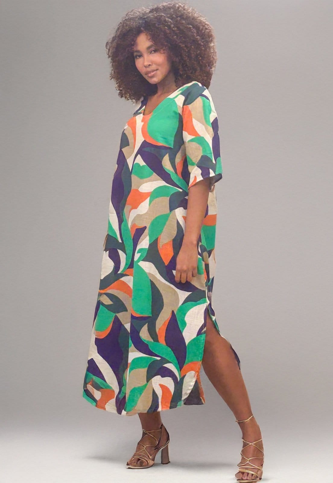 Vista 2 Vestido Cabanafree Midi Abapã Plano com Bolso Estampa Brisa do Mar Cabanafree azul/estampado/laranja/off-white