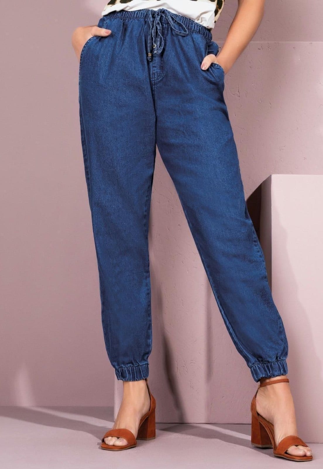 Calça Jogger Cintura Alta Com Bolsos