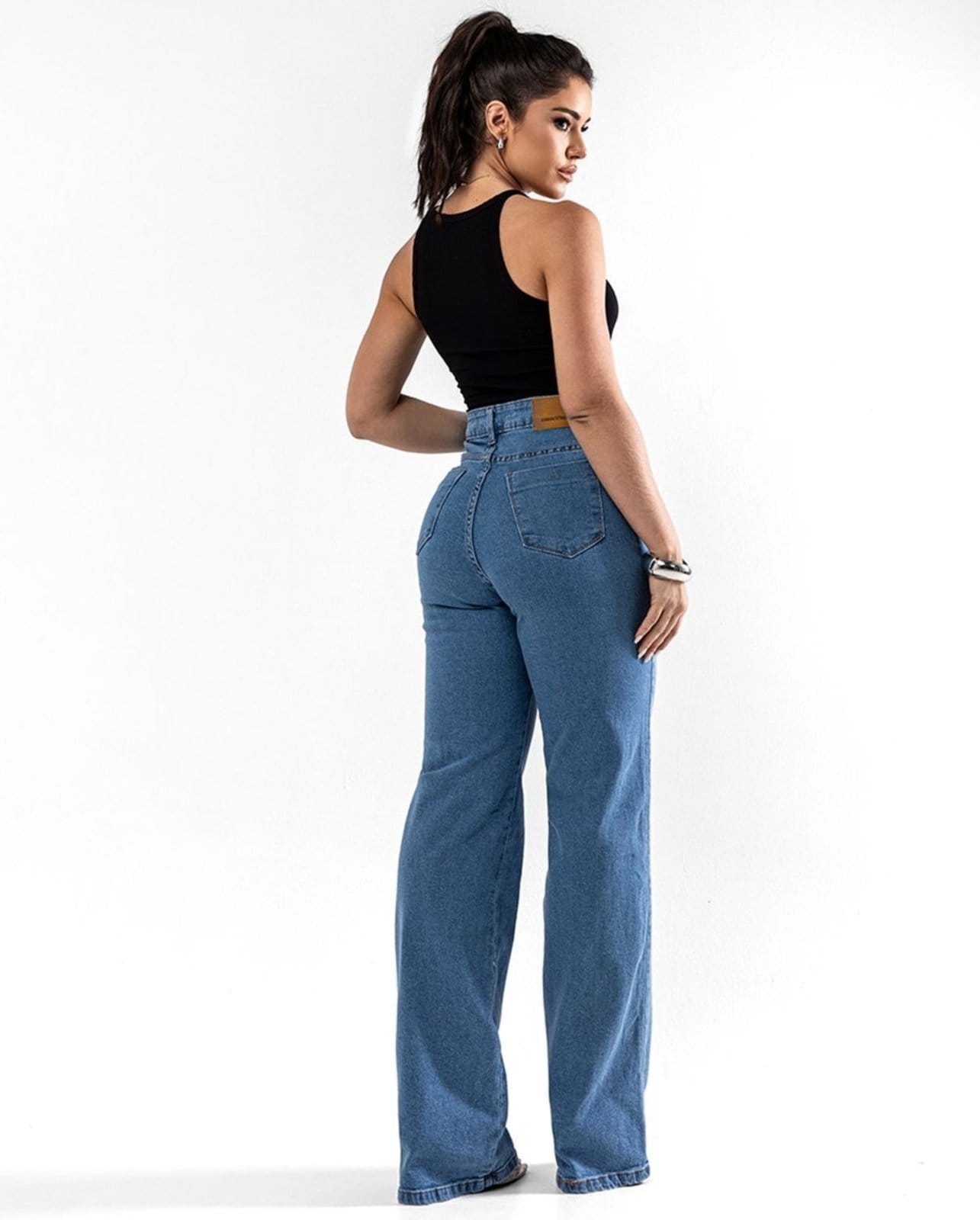 Vista 2 Calça Wide Leg Feminina Cintura Alta Básica com Elastano 28000 Média Consciência jeans