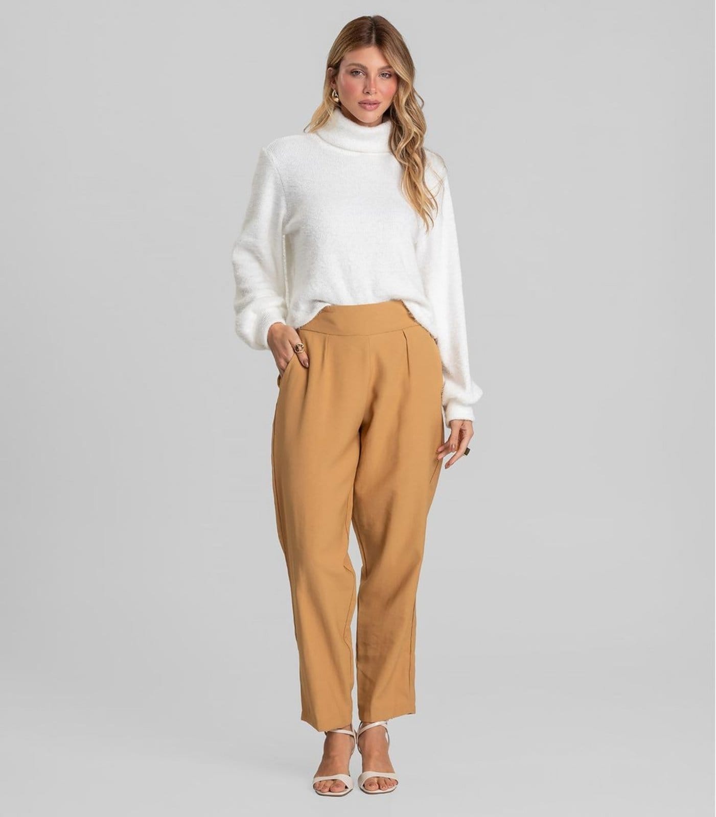 Calça Pantalona Feminina Em Alfaiataria Dianna