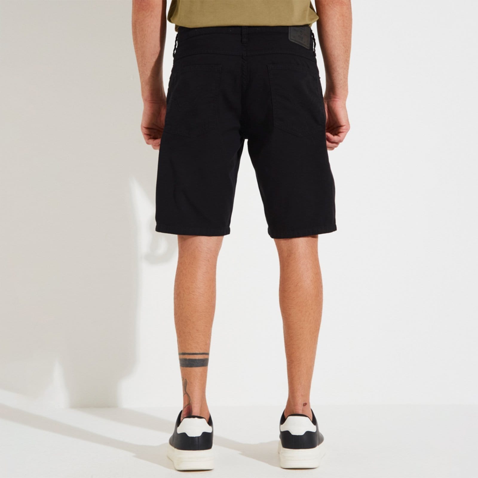 Vista 2 Bermuda Sarja Forum Paul Slim Ou25 Masculino Forum preto