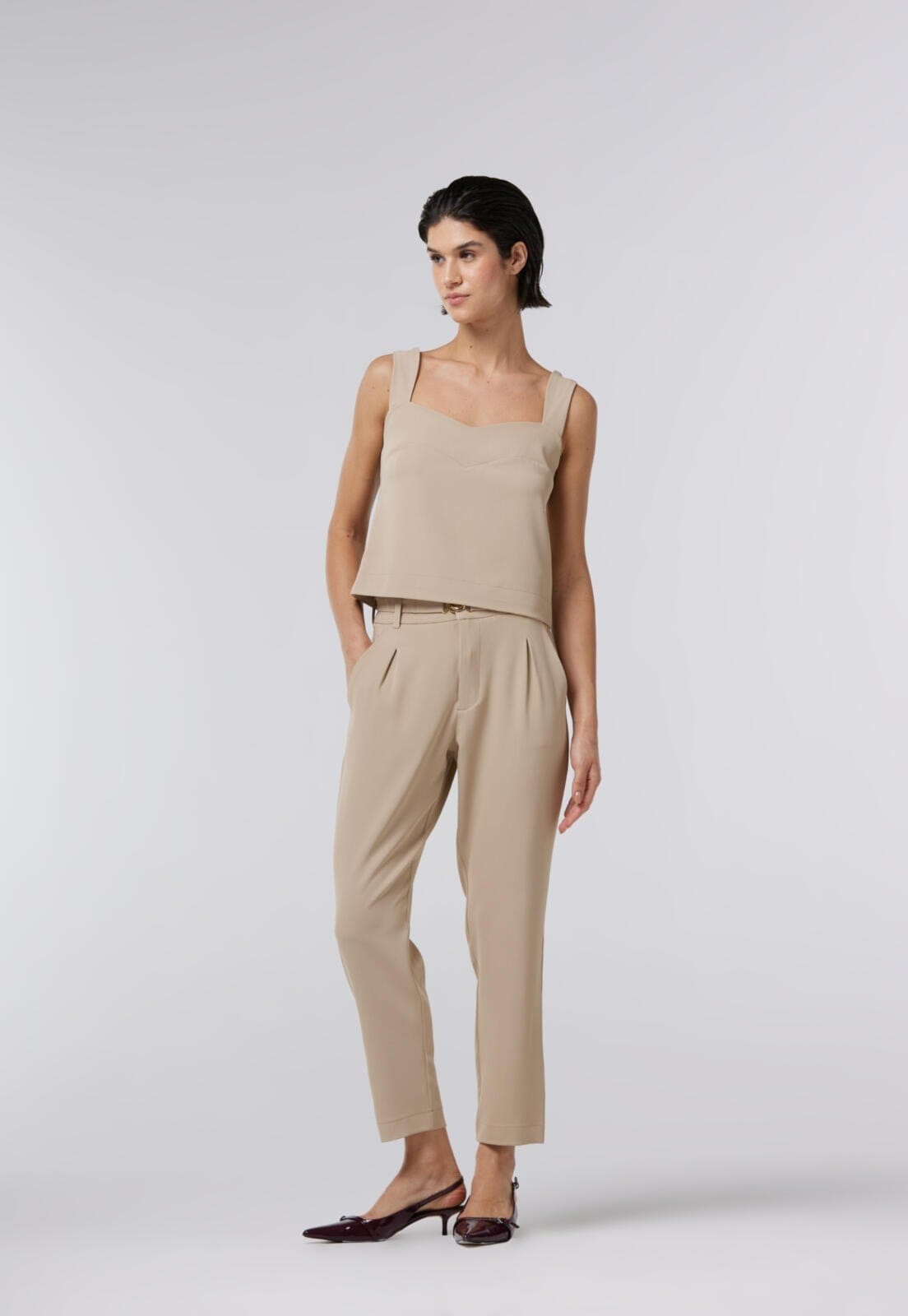 Calça Alfaiataria Traymon Com Cinto Kaki Claro