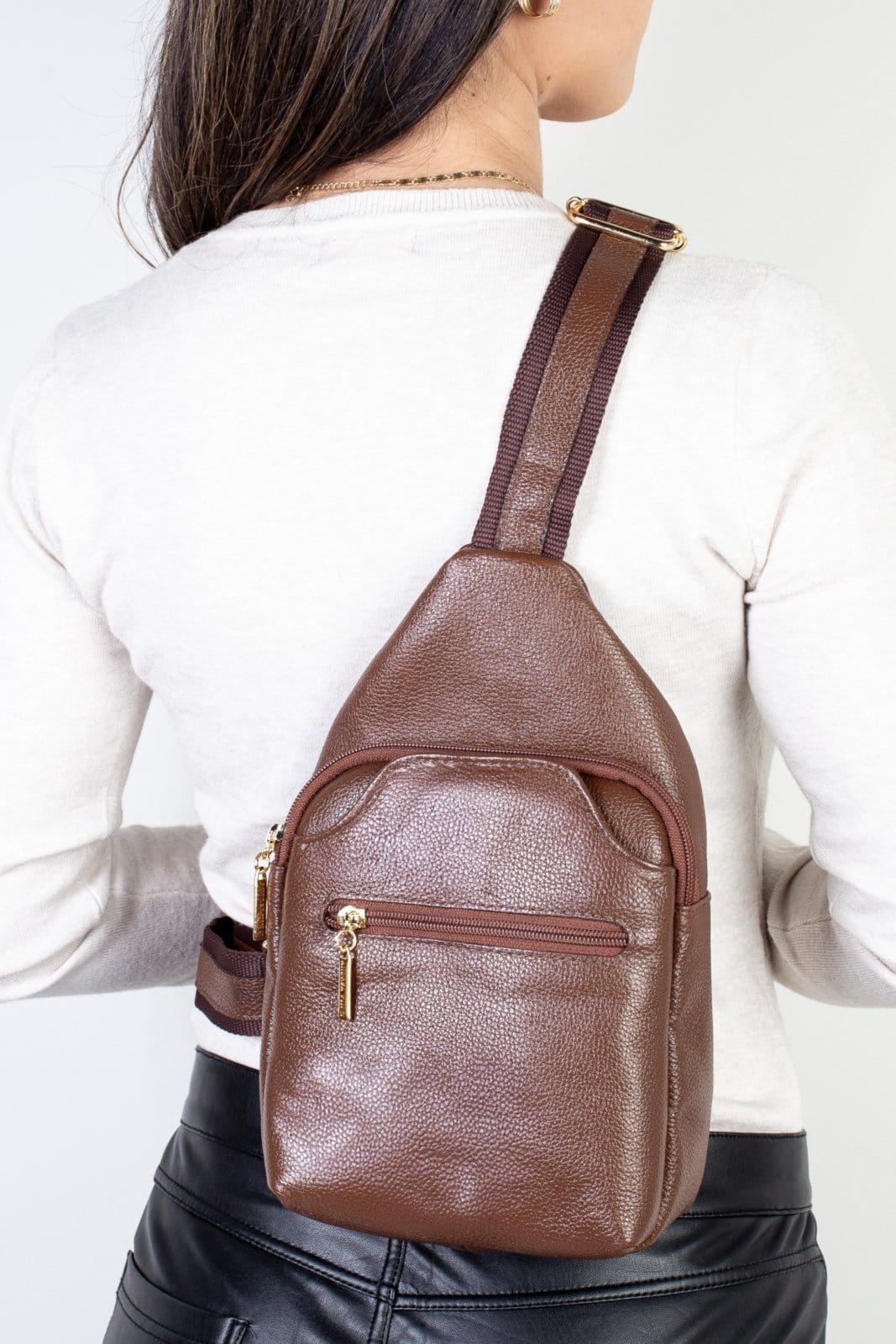 Mini Mochila Andrea Vinci Feminina Transversal De Couro Liso Jenny - Whisky