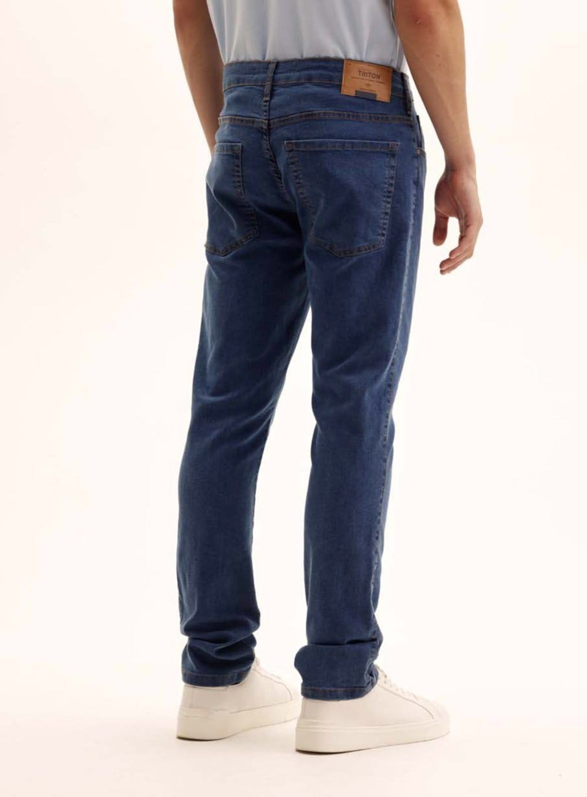 Vista 2 Calça Jeans Gilson Triton Indigo Escuro Triton azul indigo