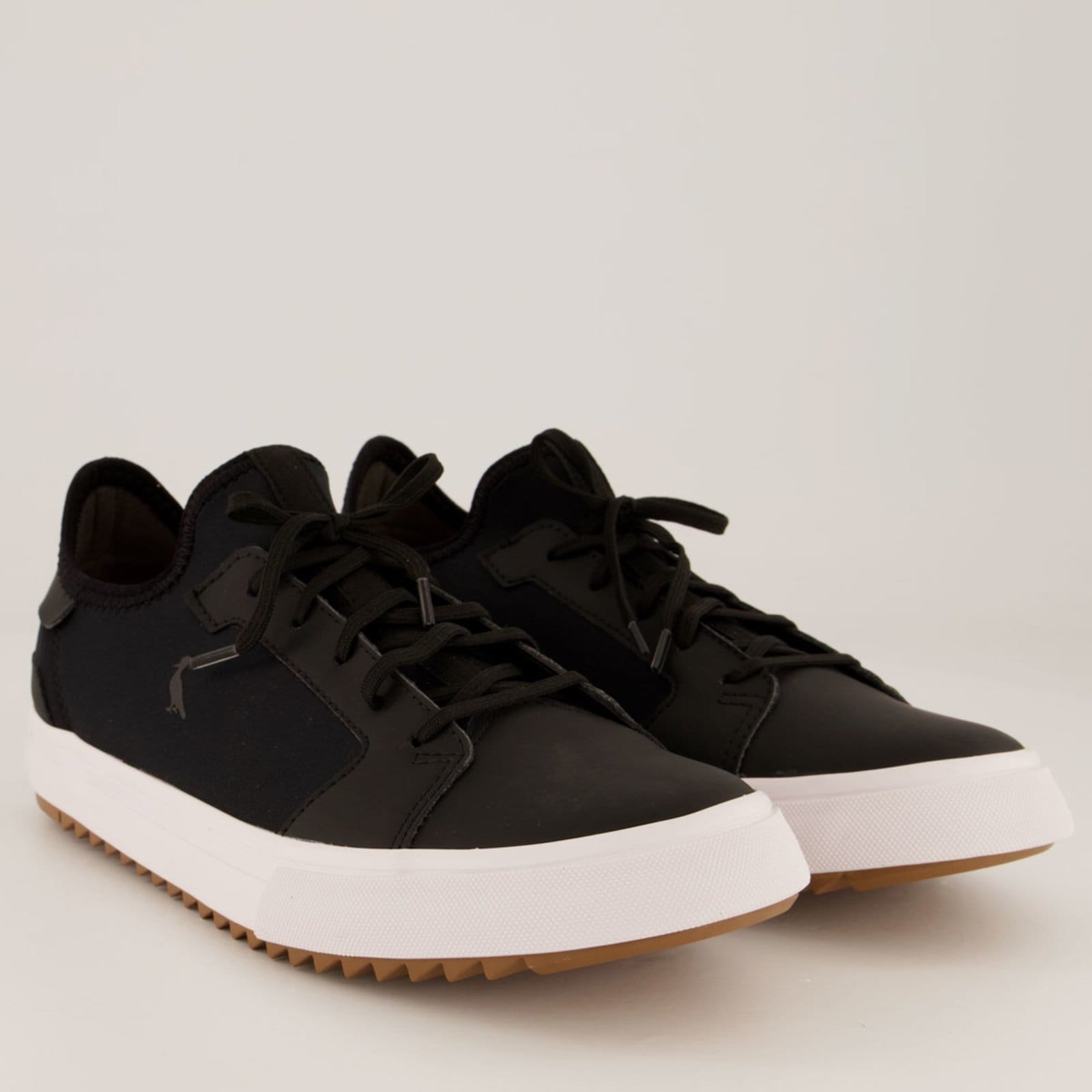 Vista 2 Tênis Reserva Neo e Branco Reserva preto