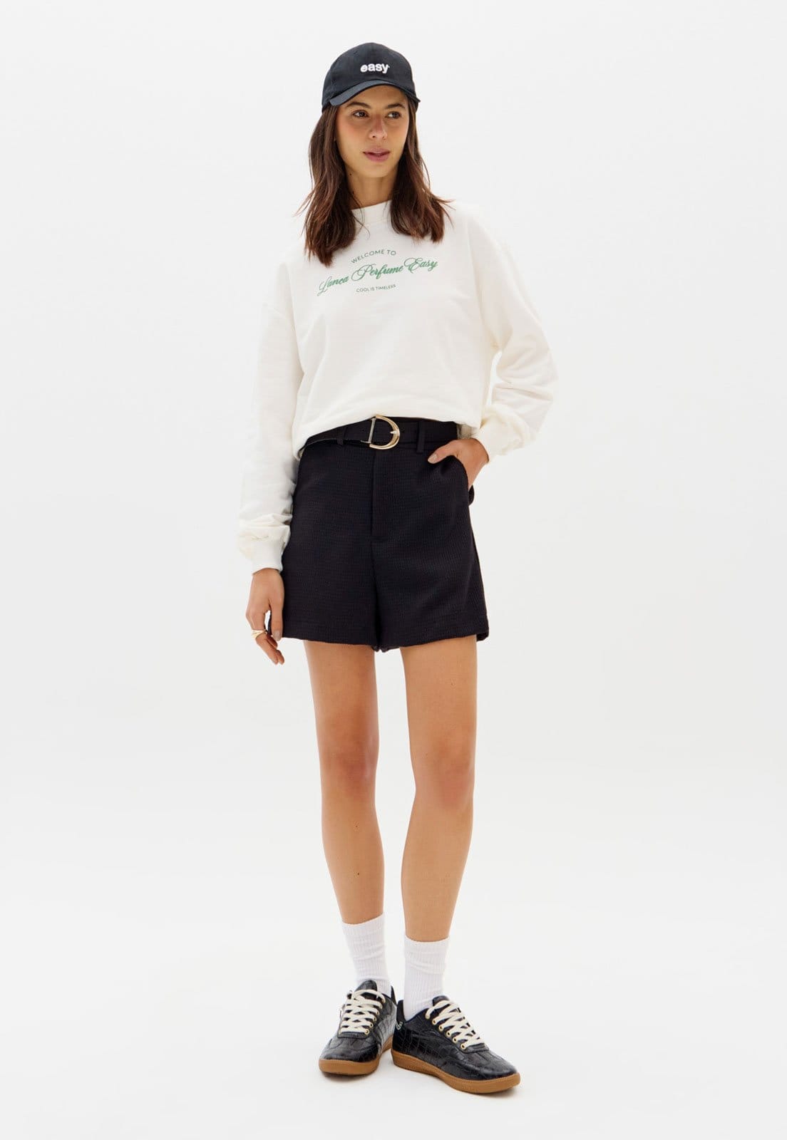 Vista 2 Blusa de Moletom Feminina Lança Perfume Estampa Lettering Off-White Lança Perfume off-white white