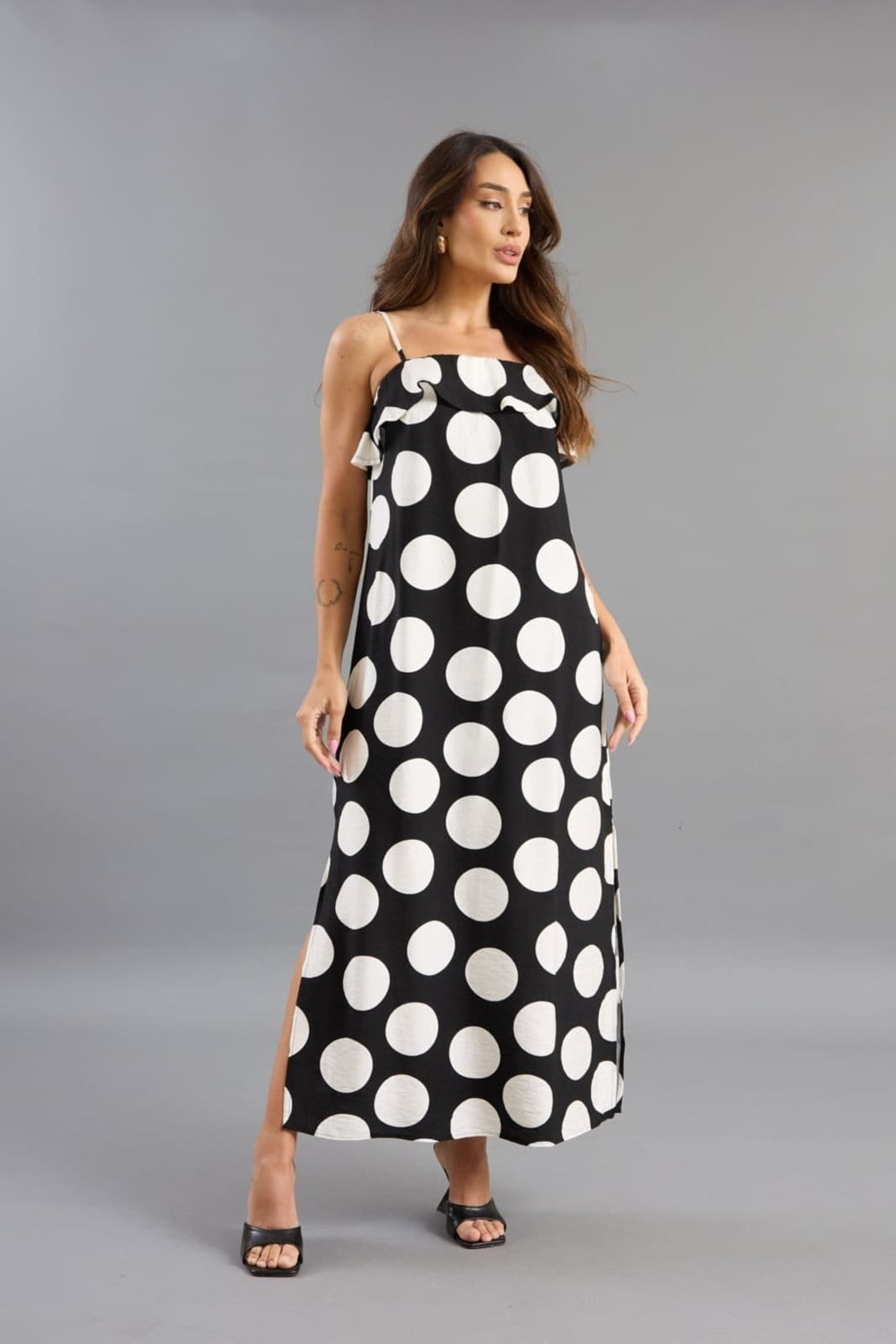 Vista 2 Vestido Poá Em Viscose Feminino Com Alça Lemier Collection LEMIER preto