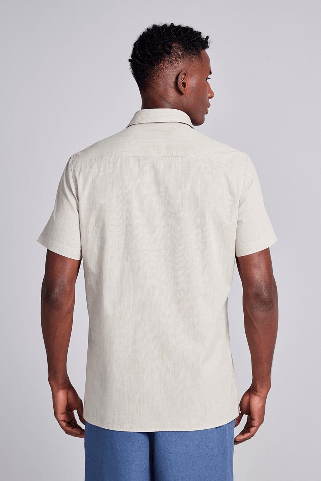 Vista 2 HIGHSTIL Camisa Manga Curta Lisa Slub Slim Fit Areia HIGHSTIL bege