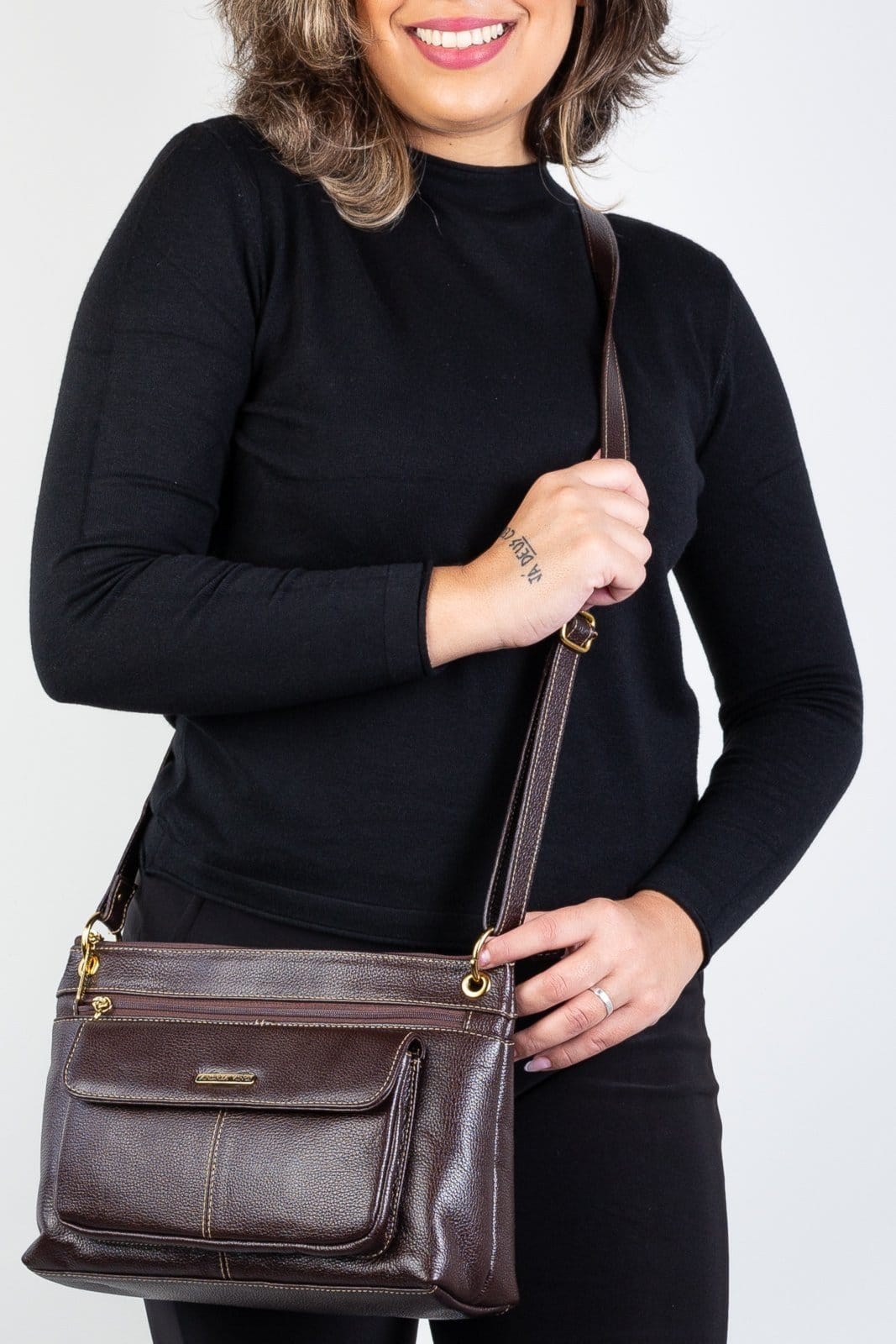 Bolsa Andrea Vinci Tiracolo De Couro Liso Celine - Café