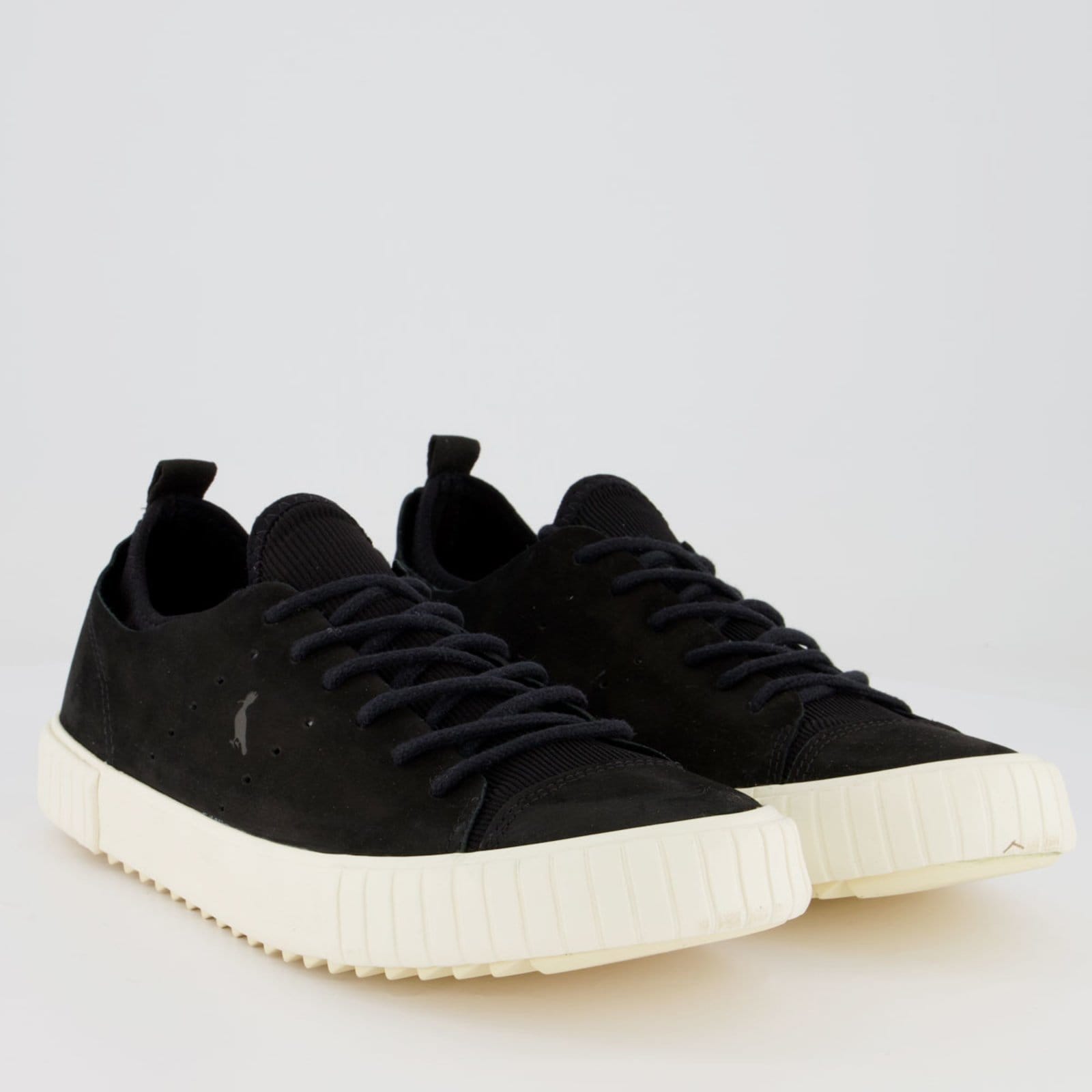 Vista 2 Tênis Reserva Astral e Bege Reserva preto