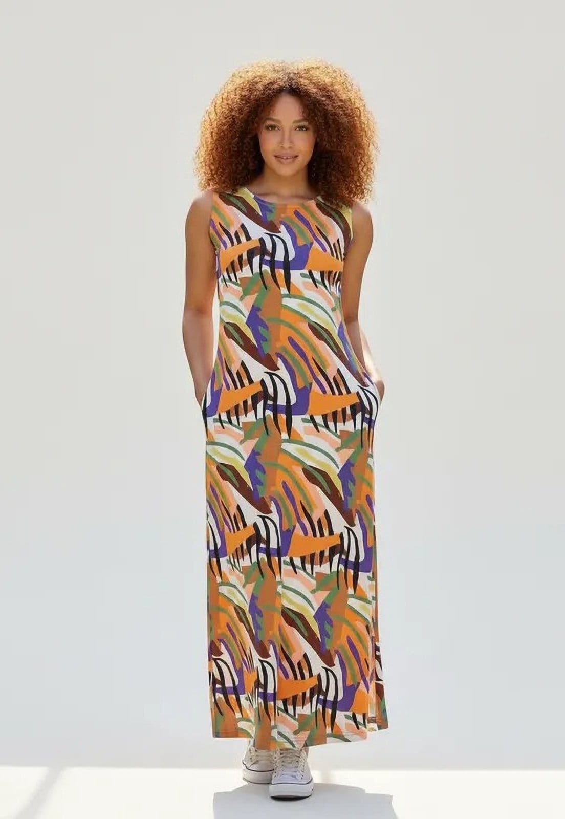 Vista 2 Vestido CabanaFree Longo Plano com Bolso Estampa Cores Vibrantes Cabanafree estampado