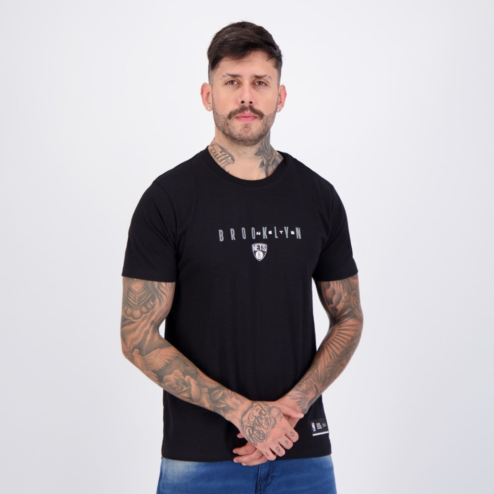 Vista 2 Camiseta NBA Brooklyn Nets Spell NBA preto