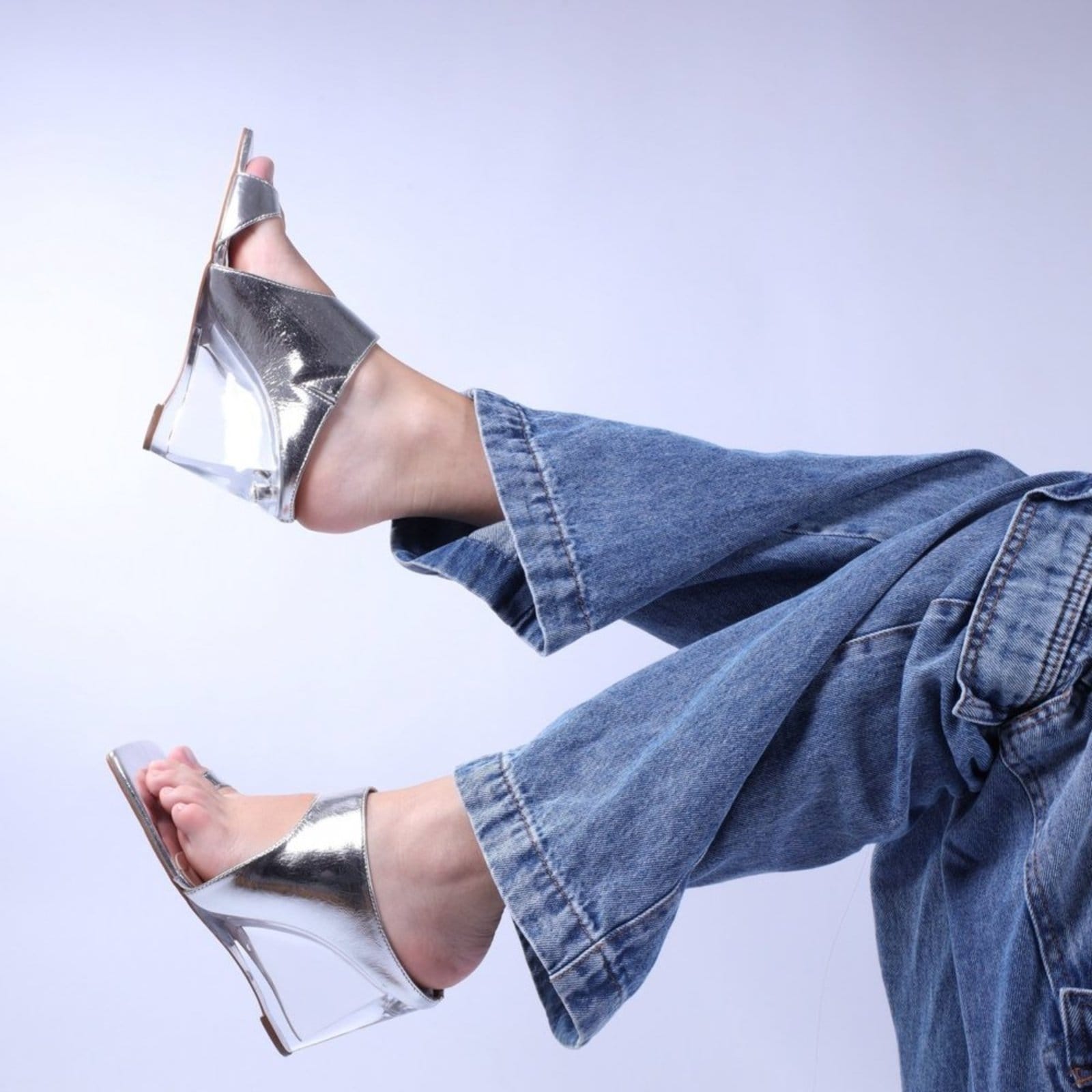 Vista 2 Tamanco Feminino Zariff com Salto Transparente 2109-6818 Zariff Zariff prata