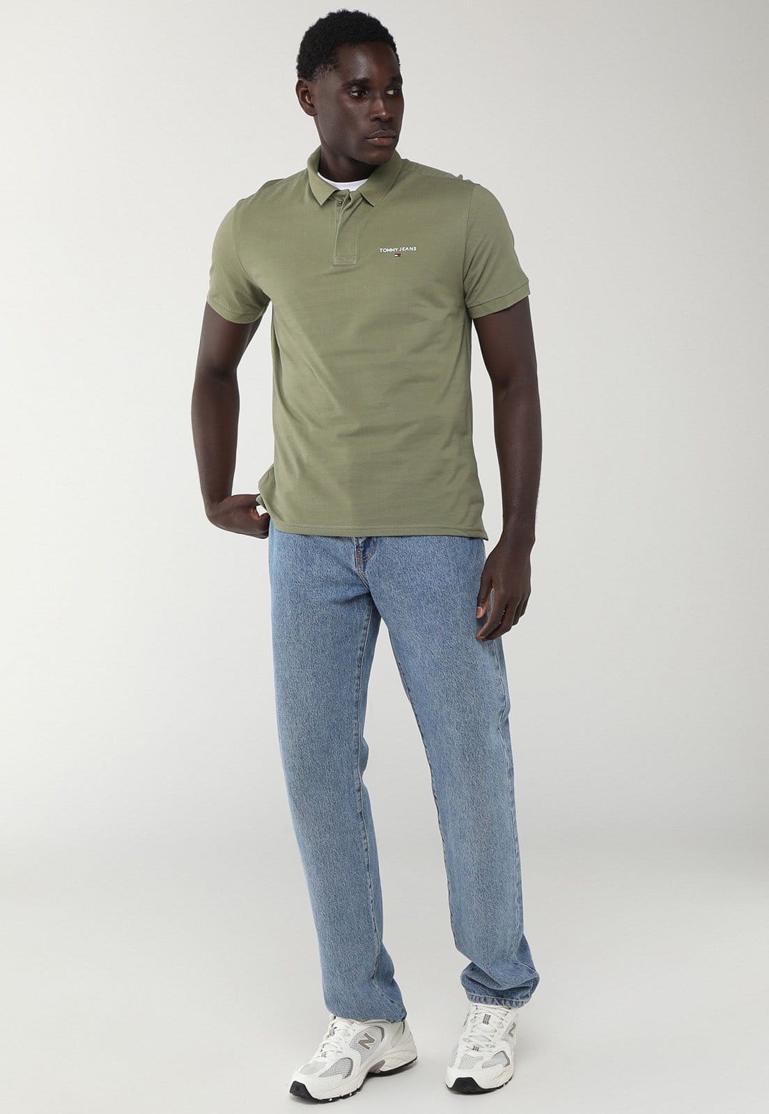 Vista 2 Camisa Polo Masculina Tommy Jeans TJM REG DNA Graphic Oliva Tommy Jeans verde
