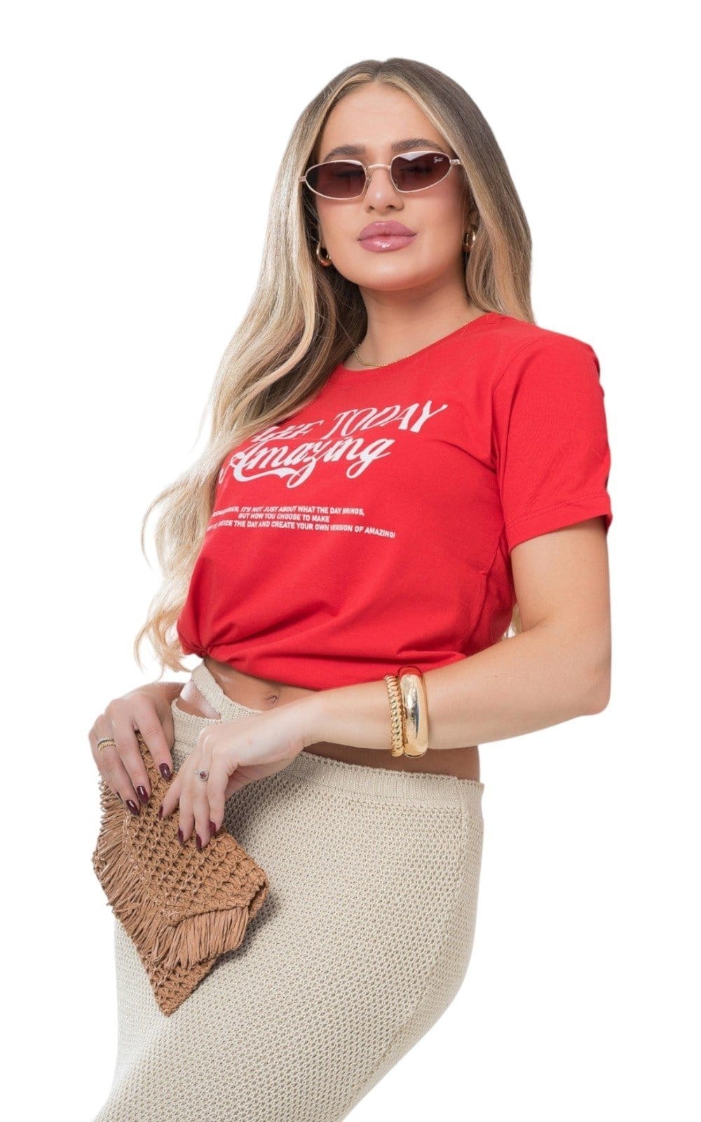 Vista 2 Camiseta Feminina Cianitas Cor Vermelha Estampa Amazing Cianitas vermelho