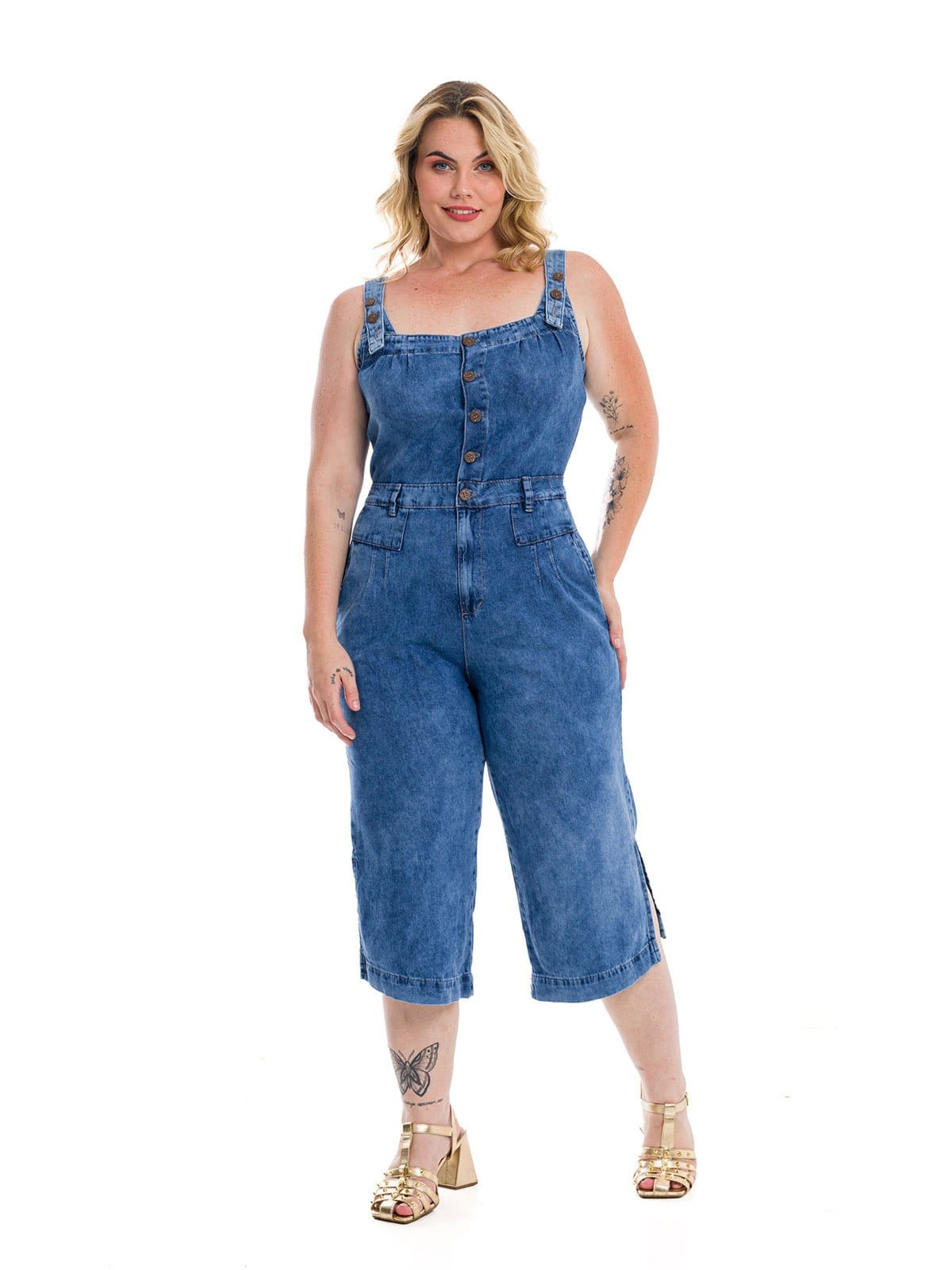 Macacão Pantacurt Restrito Jeans com Botões MÉDIO