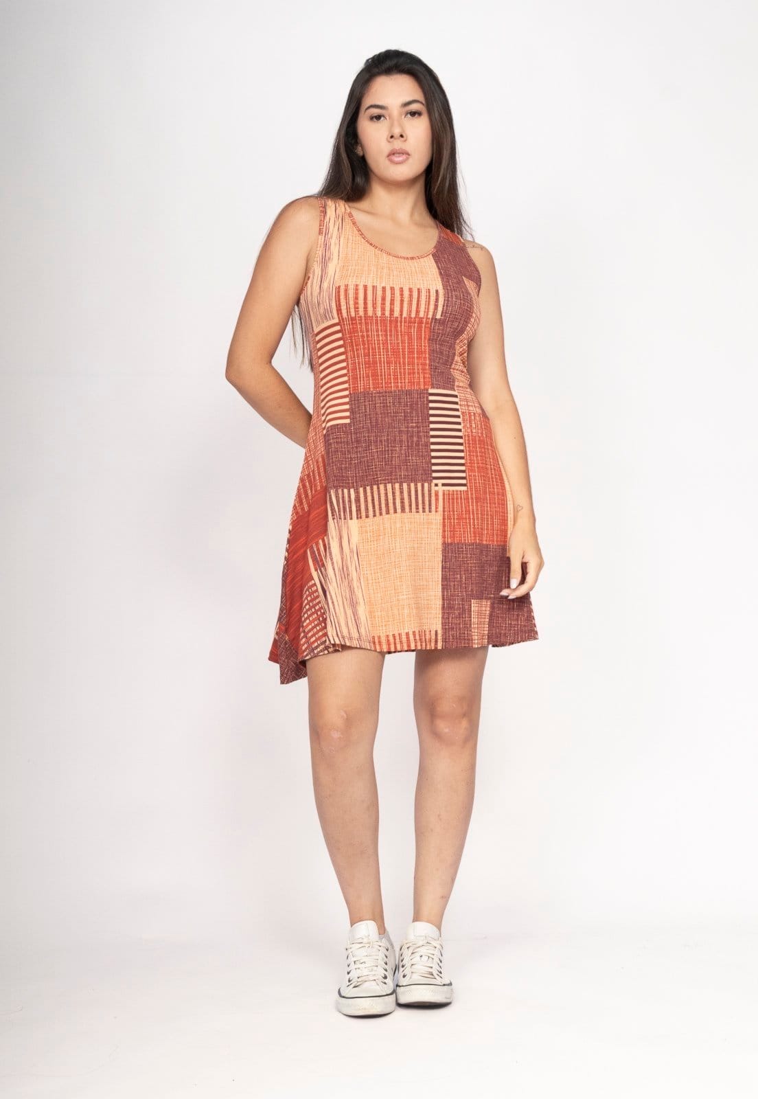 Vista 2 Vestido Amazonia Vital Anahí Curto Regata Tramas do Sol Amazonia Vital estampado