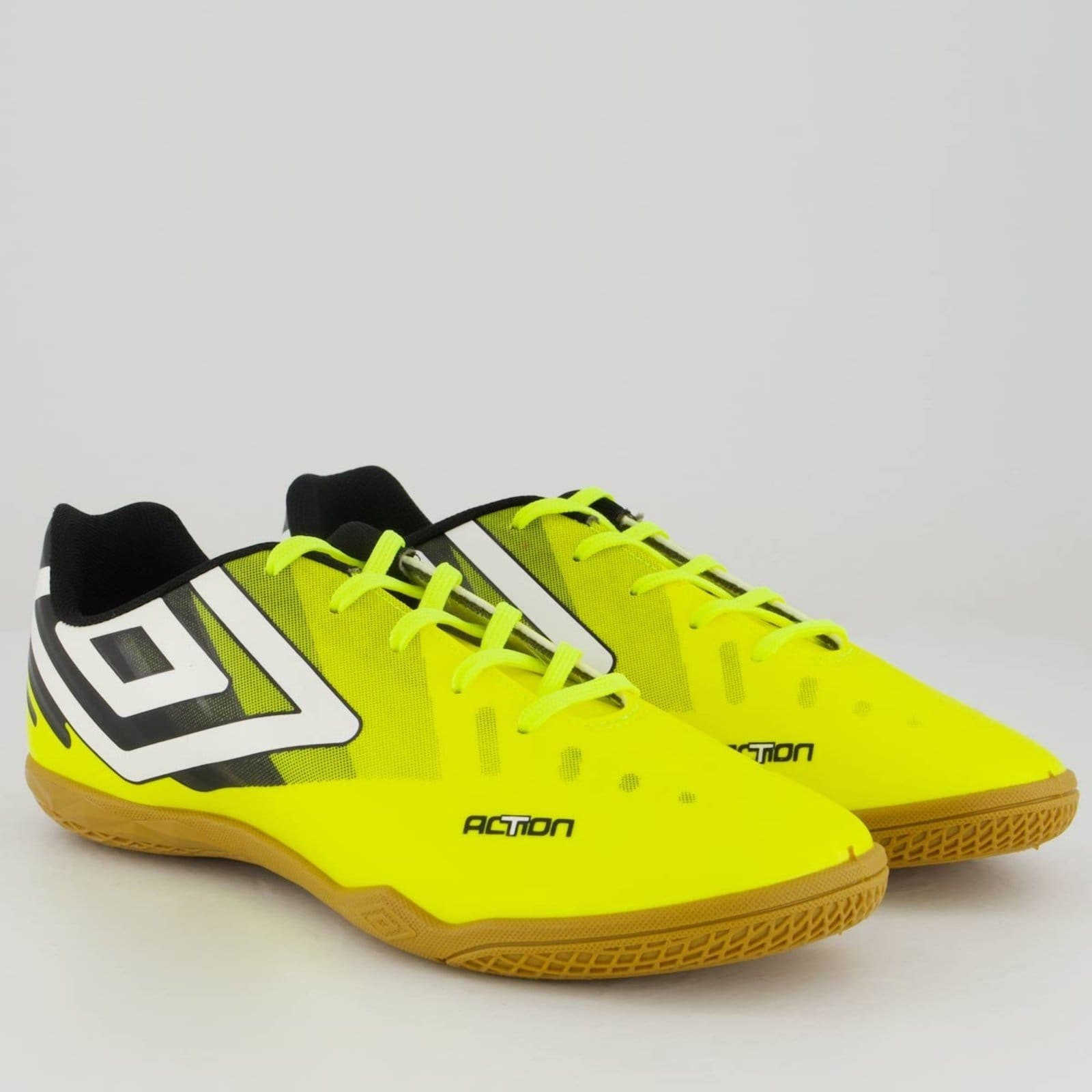 Vista 2 Chuteira Umbro Action Futsal Umbro verde