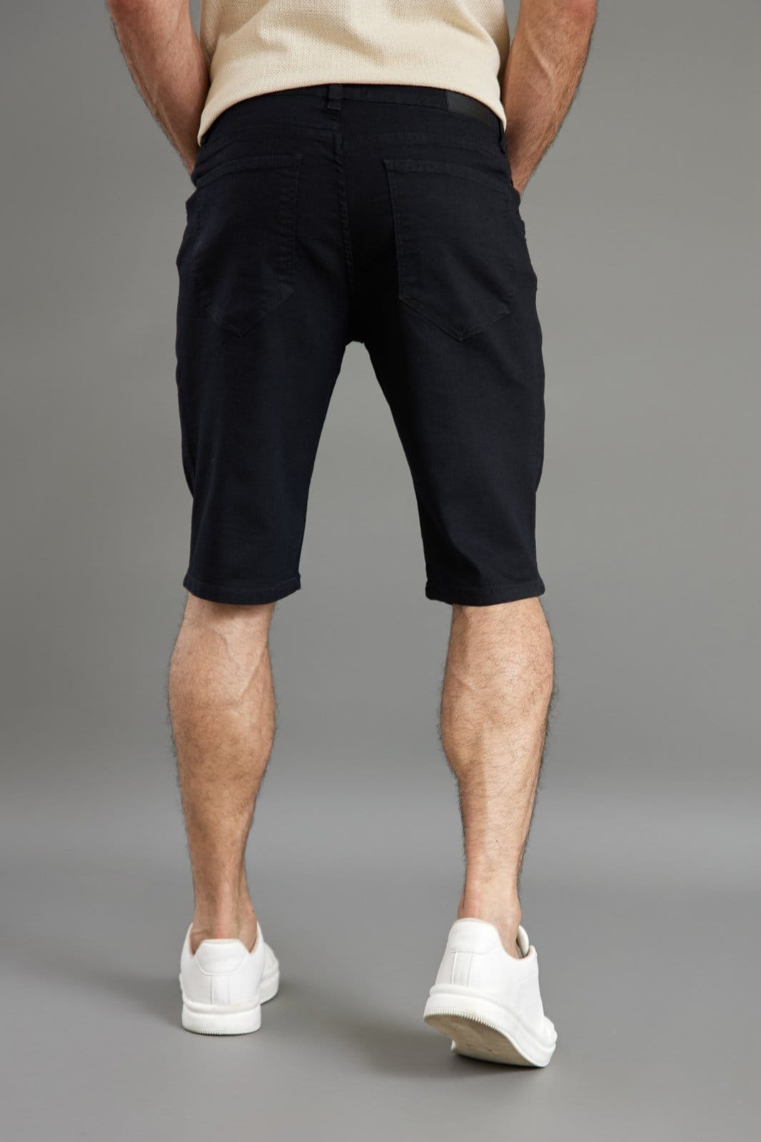 Vista 2 Bermuda Slim Fit Masculina em Sarja na Cor Lemier Collection Lemier Jeans azul marinho/café/grafite/jeans/preto