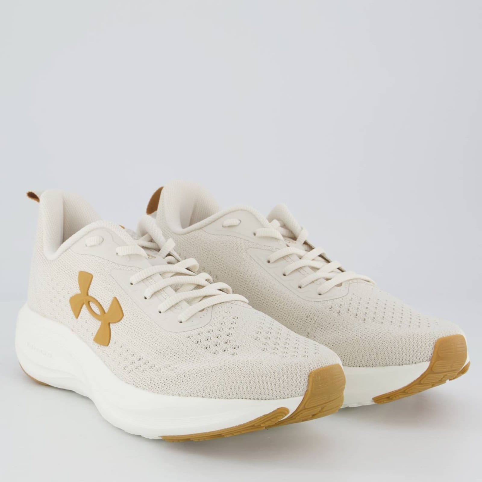 Vista 2 Tênis Under Armour Charged Sunny Off White Under Armour branco white
