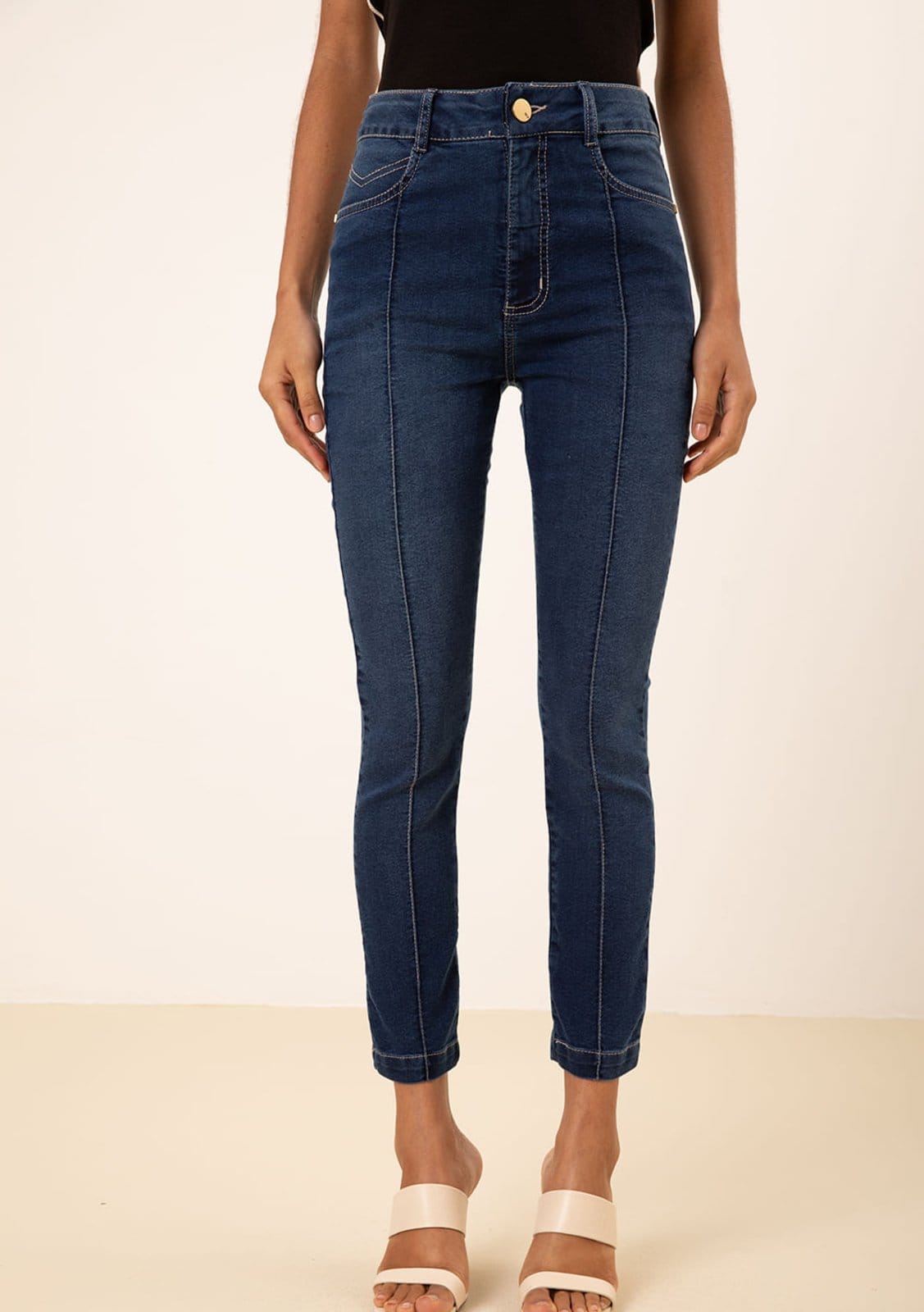 Vista 2 Calça Maria Valentina Cigarrete Alta Maria Valentina azul