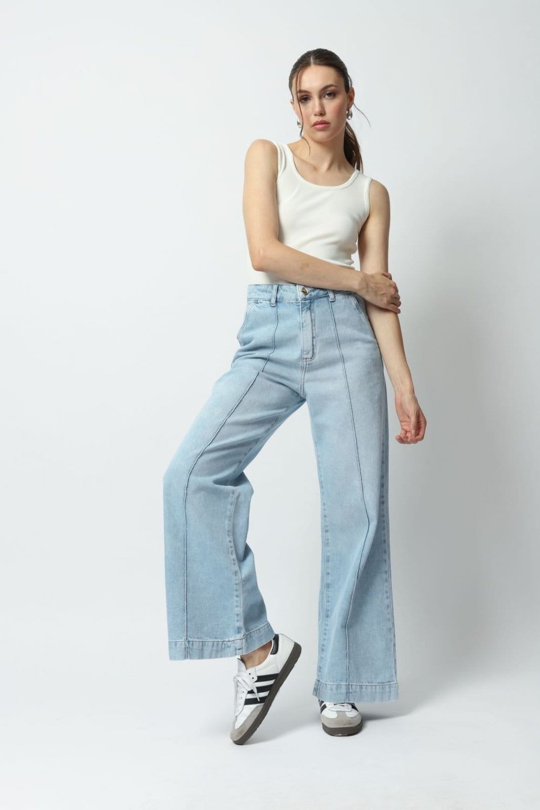 Calça Jeans Reta com Nervura