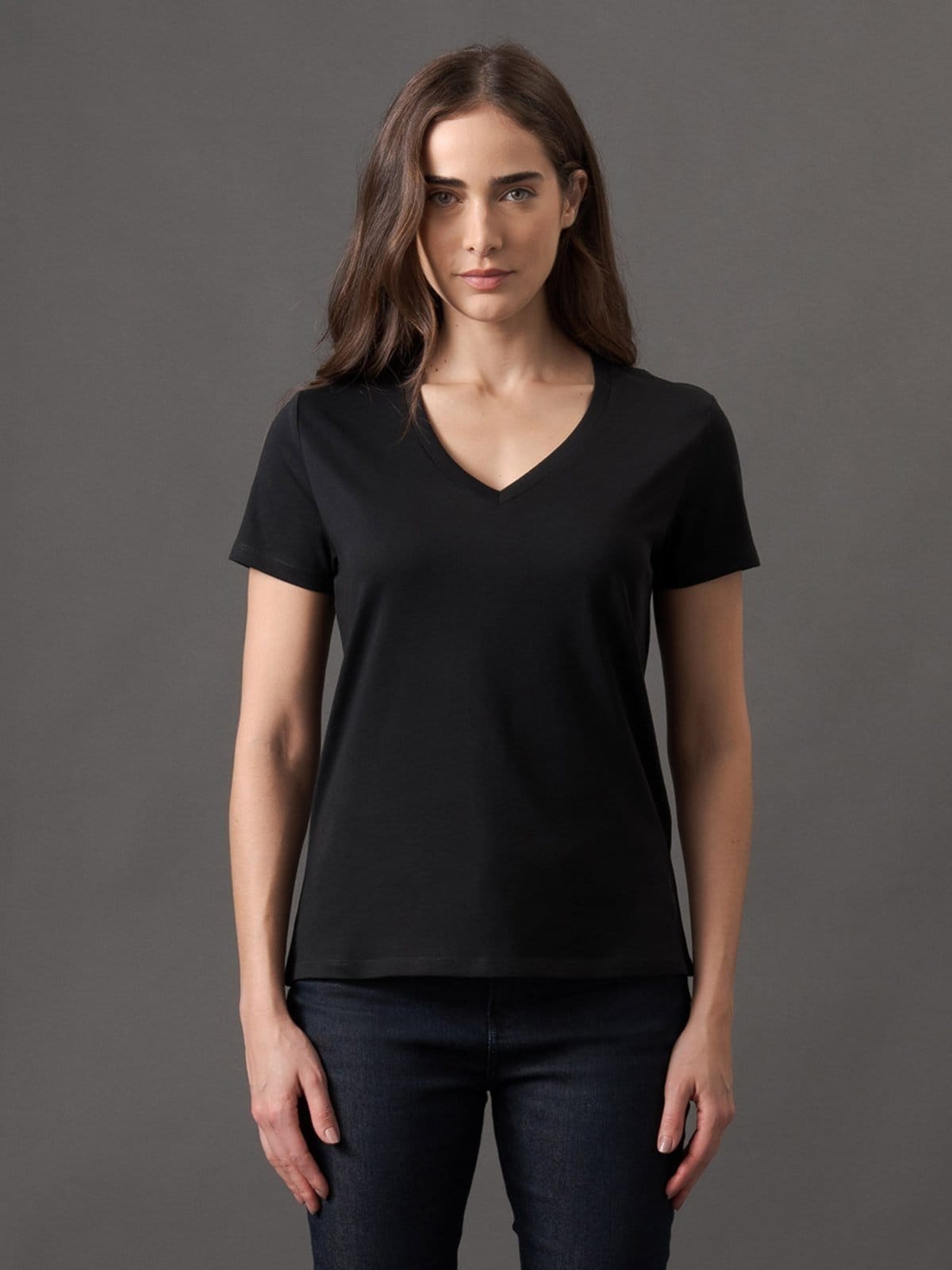 Camiseta Feminina Estampa Lateral Gola v Calvin Klein Jeans