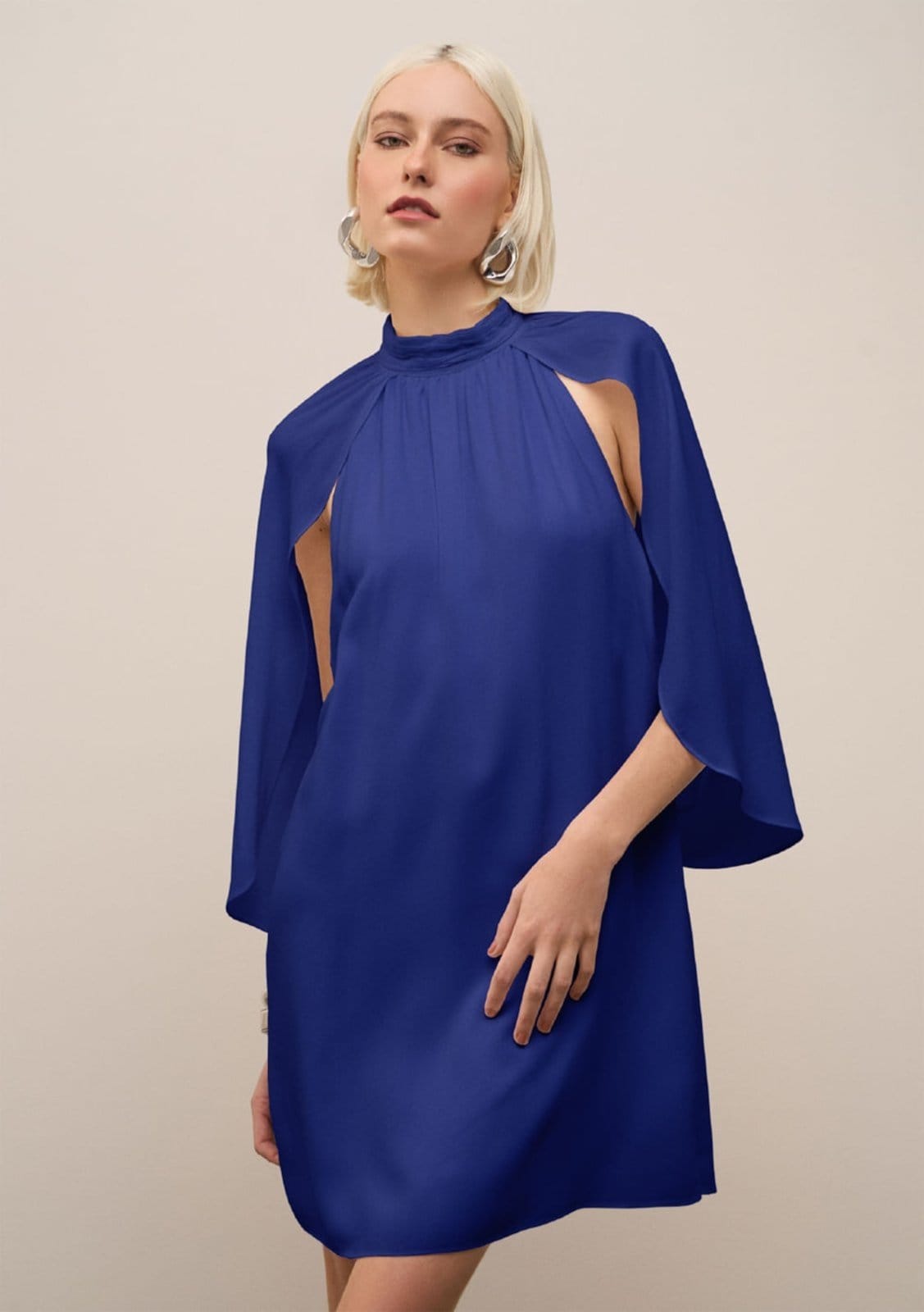 Vestido Iódice Solto Gola Alta Sem Manga Curto