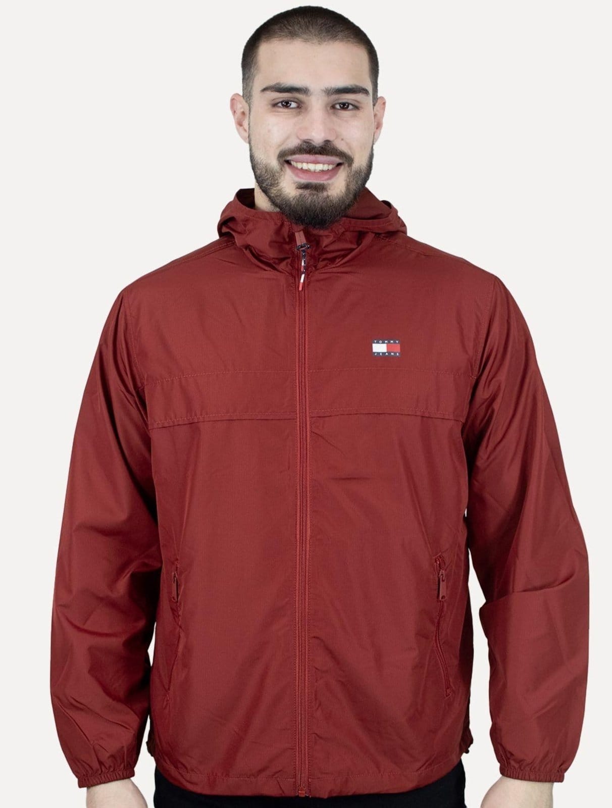 Jaqueta Tommy Jeans Masculina Corta Vento Chicago Flag Vermelha