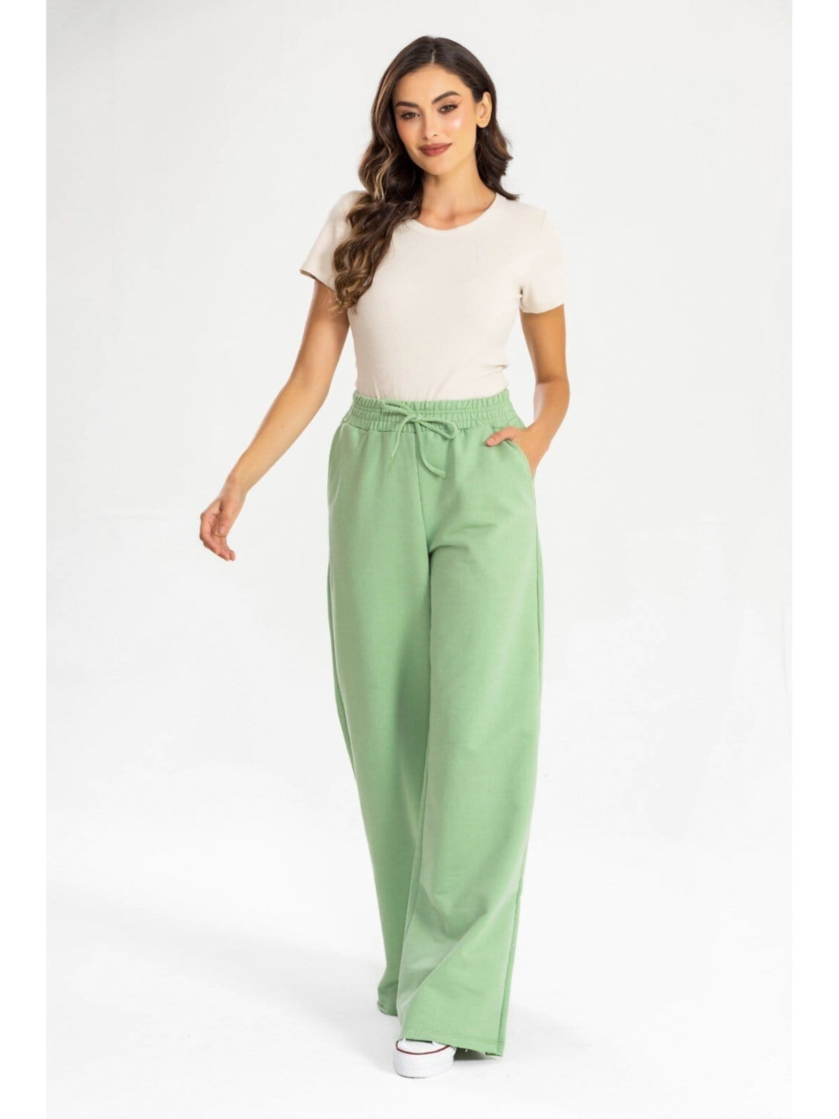 Vista 2 Calça Moletinho Wide Leg Feminina Confortável Meu Jeans verde