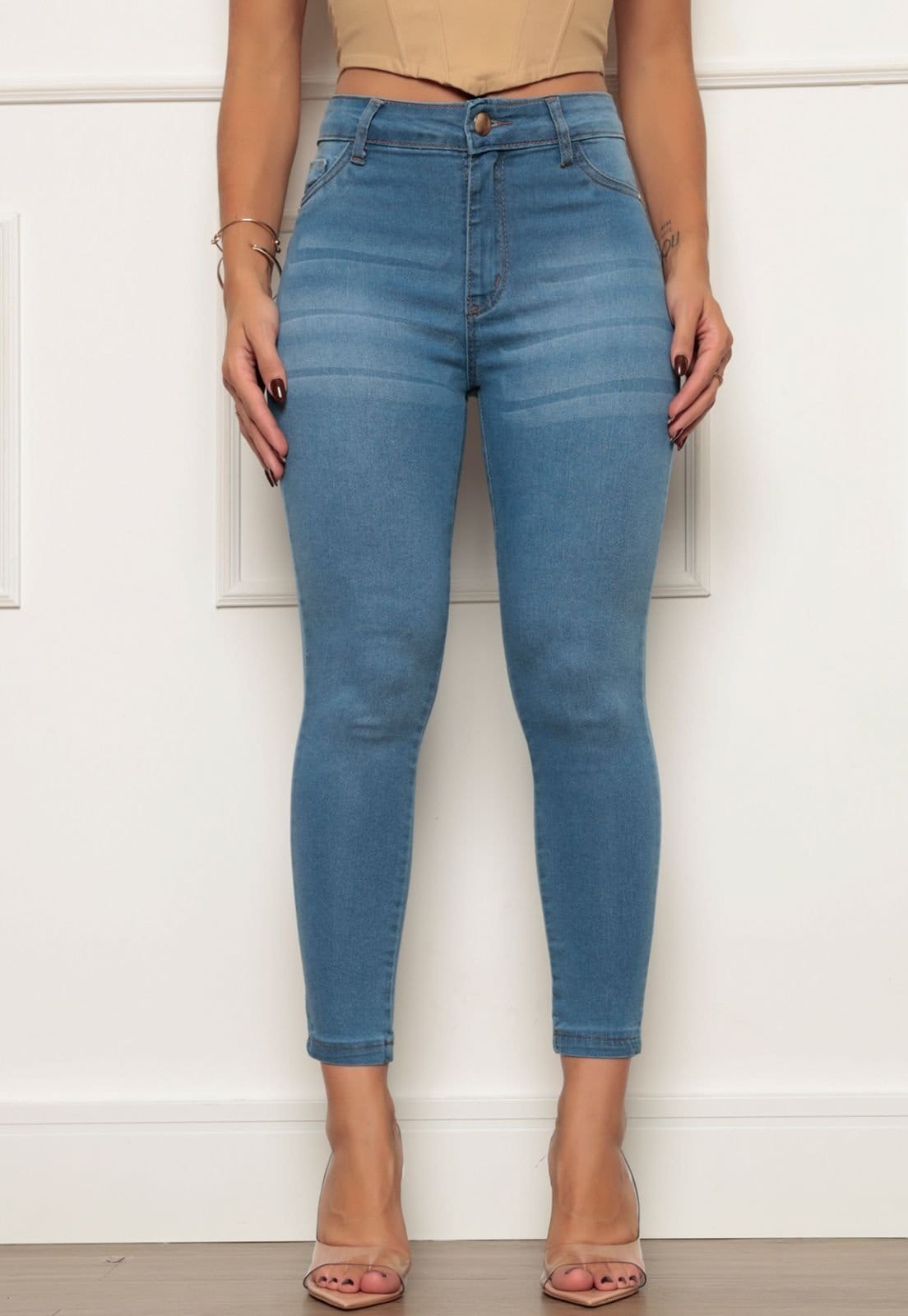 Calça Jeans Feminina SK JEANS Skinny Lavagem Clara