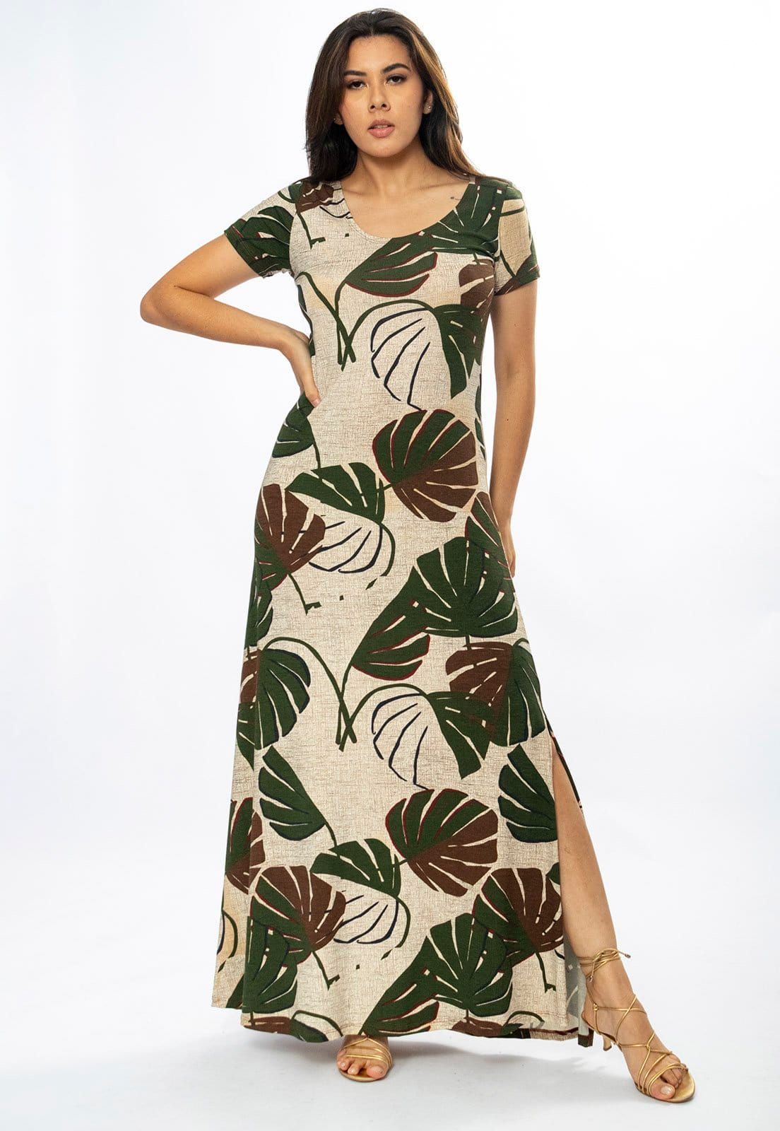 Vista 2 Vestido Longo Amazônia Vital Malha Gola Canoa Manga Curta Estampa Folhagem Verde e Marrom Amazonia Vital bege/verde verde