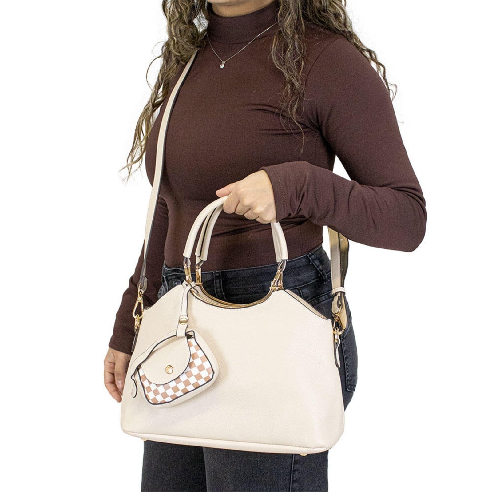 Vista 2 Bolsa Feminina Chenson Cg84998 1824998 Chenson preto