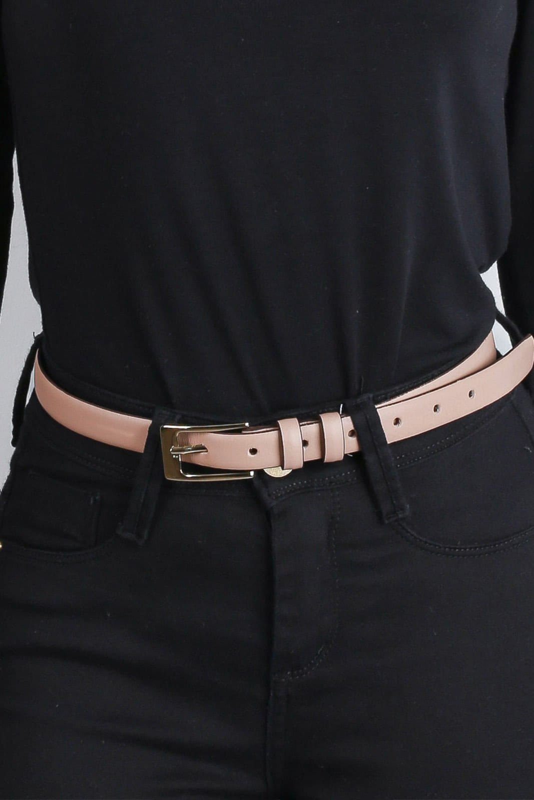 Vista principal Cinto feminino de couro Ellen - Blush Andrea Vinci bege