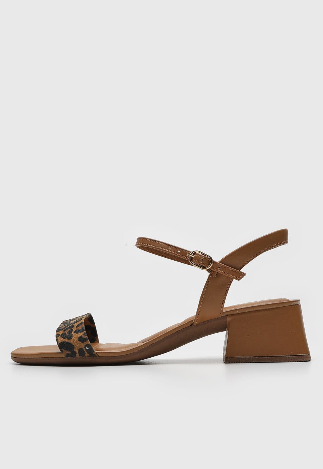 Sandália cê Animal print