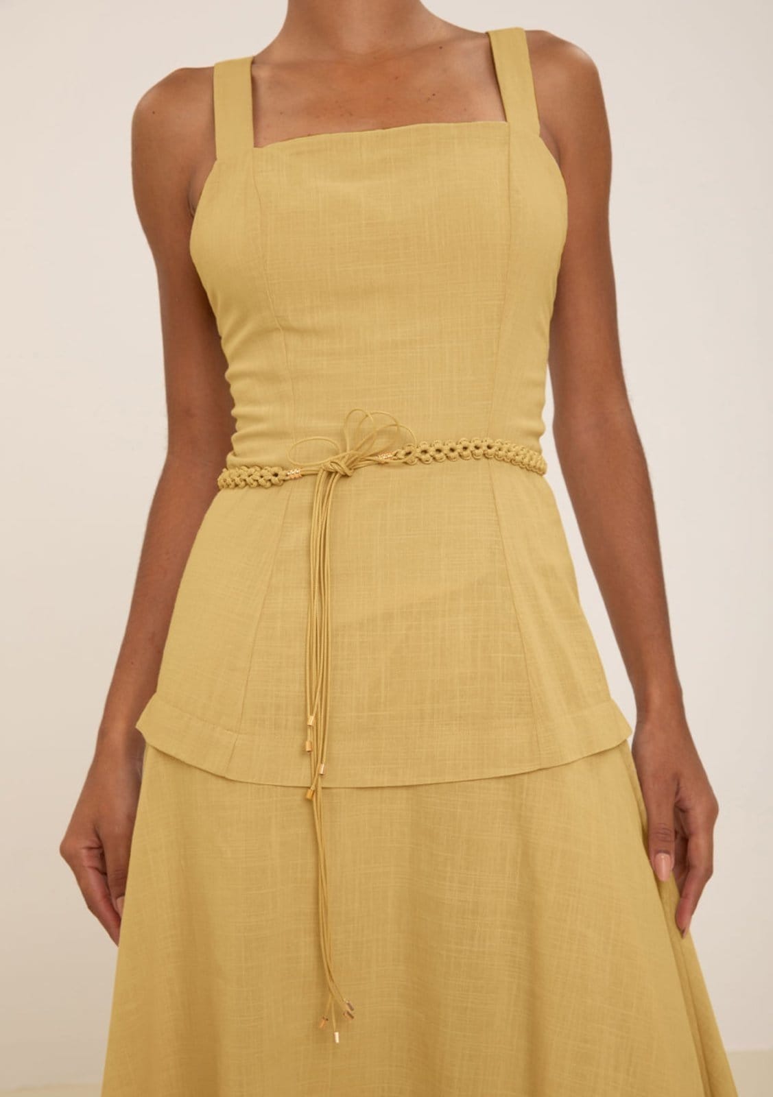 Vista 2 Vestido Maria Valentina Ajustado Decote Reto Com Alça Midi Maria Valentina preto