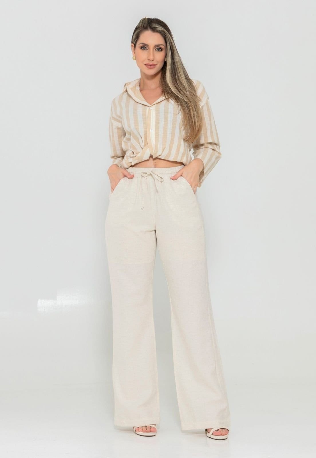 Vista 2 Calça Feminina Casual Elengancy de linho Premium com Forro Docce Mulher bege