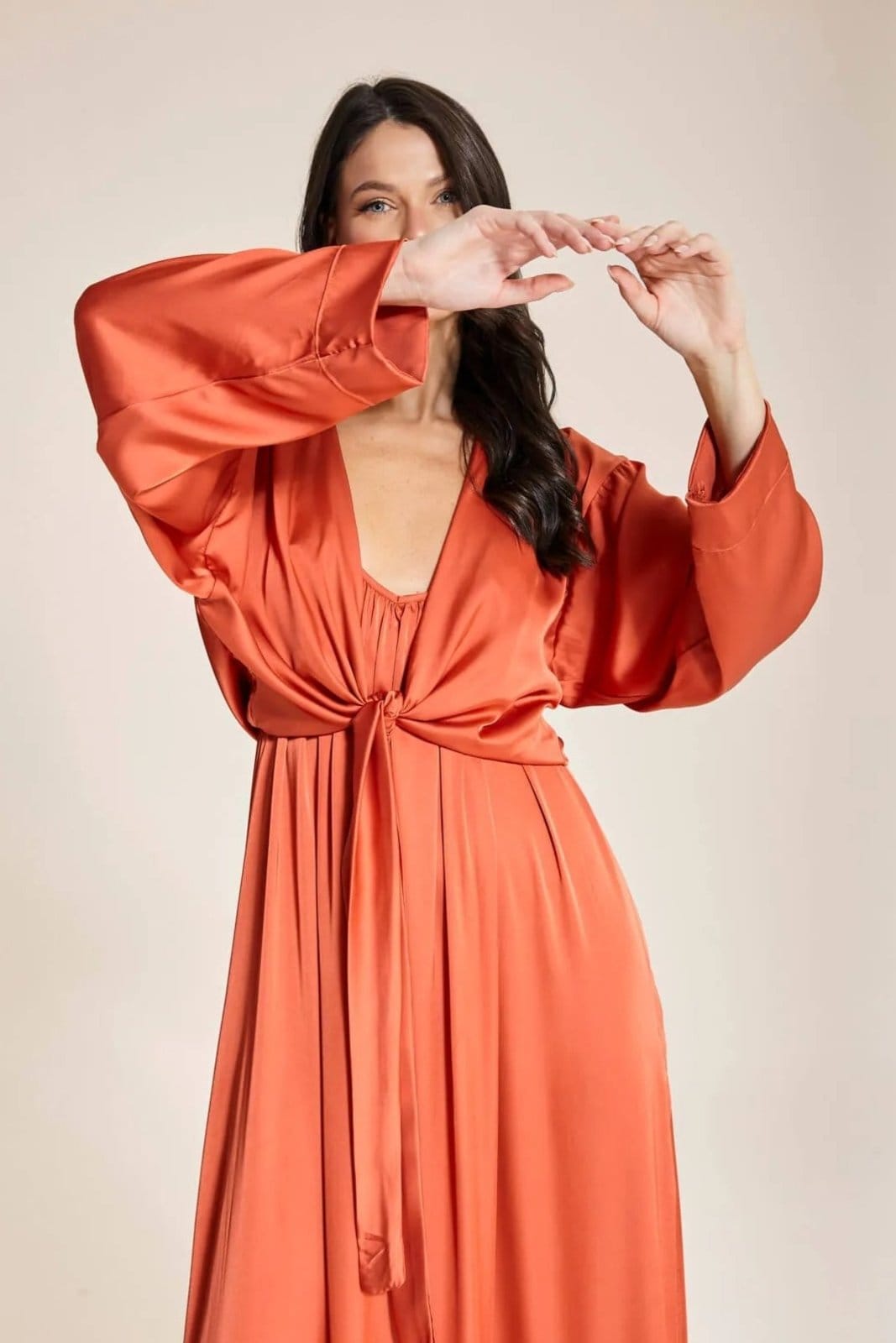 Vista 2 Blusa Laço Glam- Ceramic VIC BRAND laranja