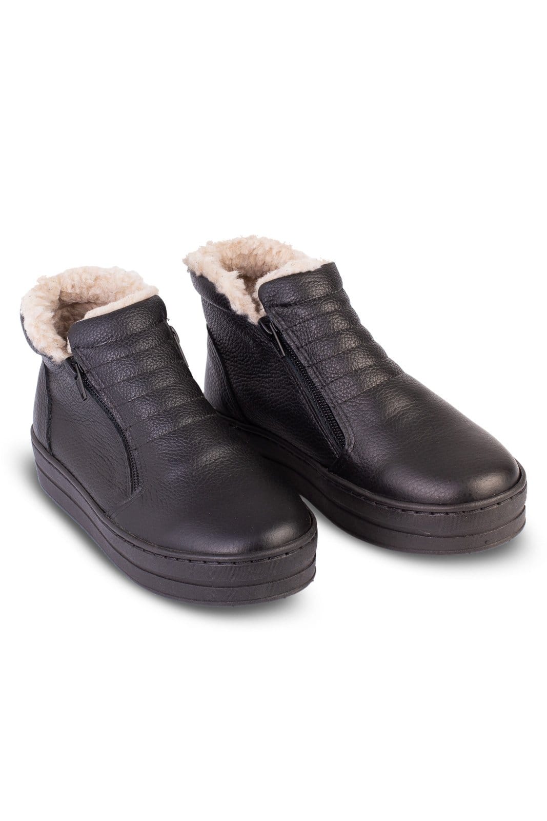 Vista 2 Tênis Andrea Vinci de couro com matelassê forrada em pelo 6903P Andrea Vinci preto