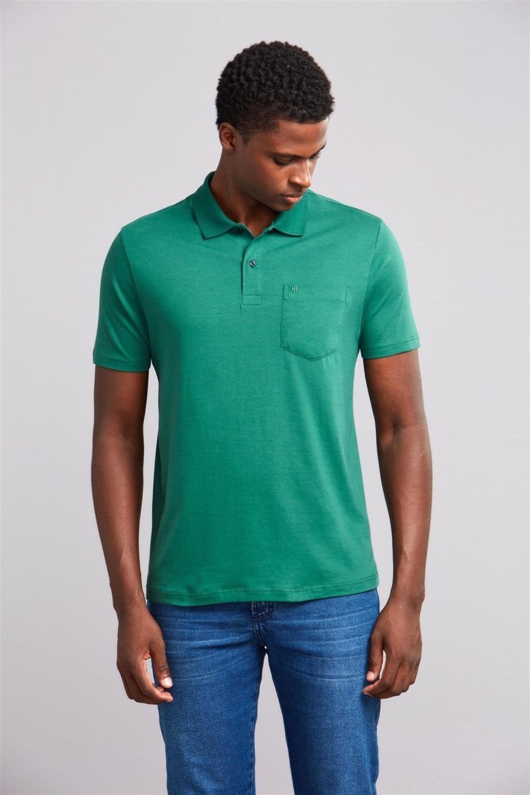 Vista principal HIGHSTIL Polo Manga Curta com Bolso Comfort Malha Básica Alamo HIGHSTIL verde