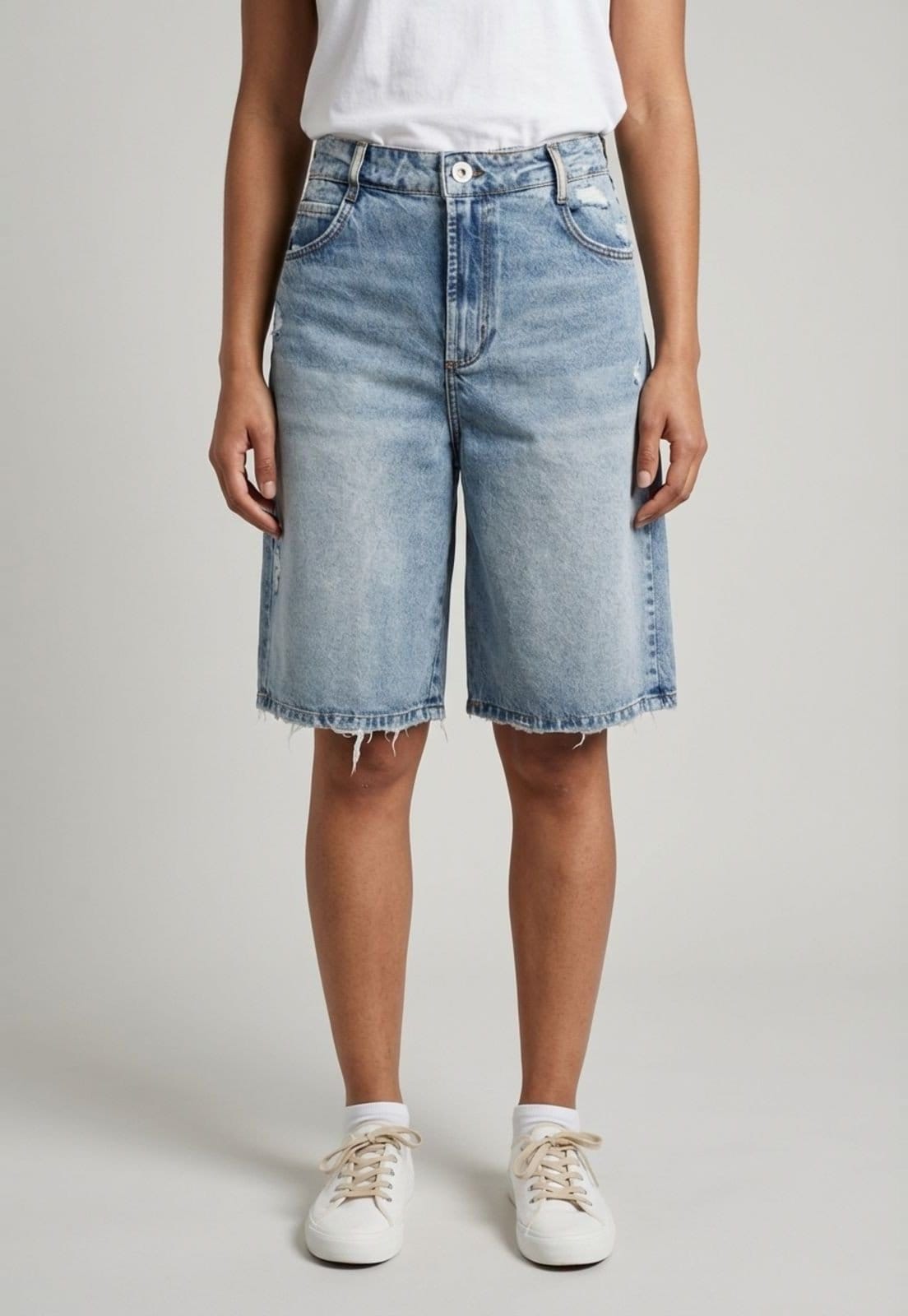 Bermuda Feminina Colcci Jeans Reta Claro