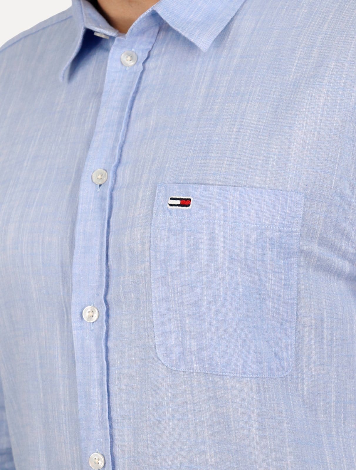 Vista 2 Camisa Tommy Jeans Masculina Regular Linen Blend Pocket Mescla Tommy Jeans azul